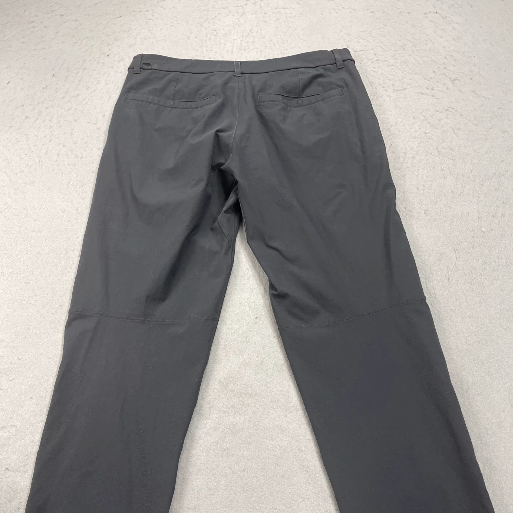 Lululemon Lululemon Pants Mens 33x31 Gray Commission Chino Slim Fit Warpstreme LM5439S Casual Pants Mens 33 Slim Leg GA Size US 33 - 6 Thumbnail