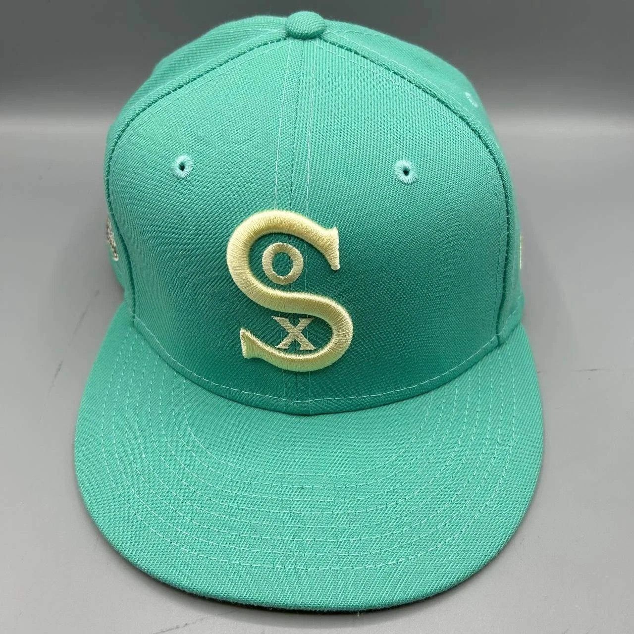 New Era Chicago White Sox Hat Men 7 3/8 Blue Yellow MLB Fitted Cap Size ONE SIZE - 1 Thumbnail