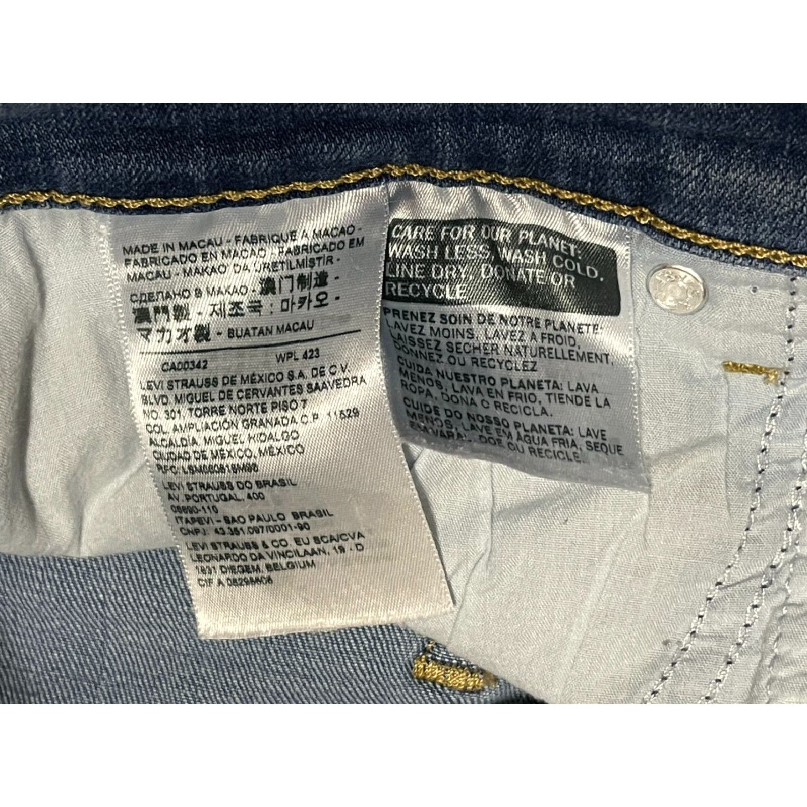 Levi's VINTAGE Levi's Jeans Women's Size 8 Blue Denim Classic Bootcut Pockets Size 30" / US 8 / IT 44 - 7 Thumbnail