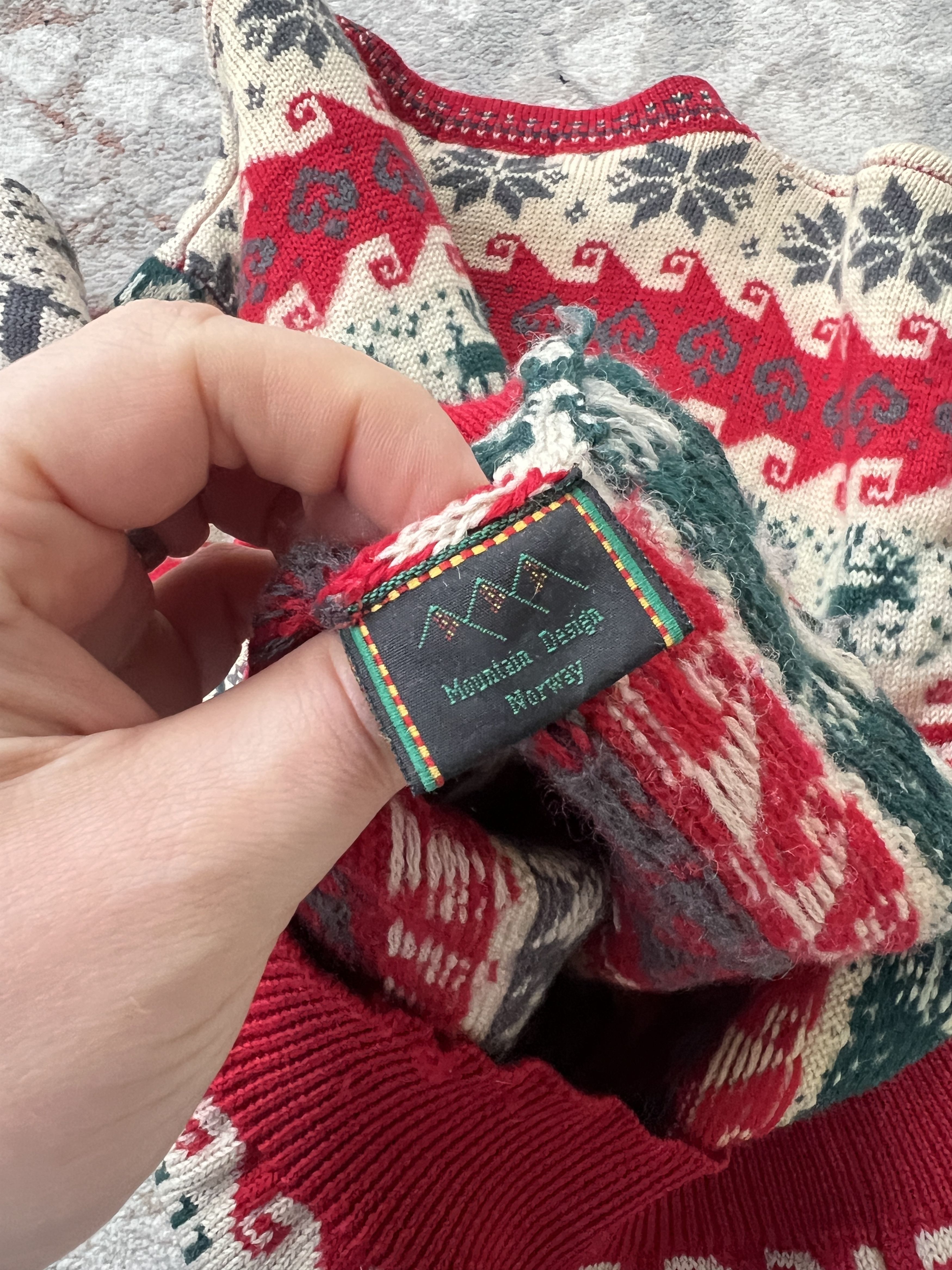 Vintage Mountain Design. Norway Sweater Size US L / EU 52-54 / 3 - 4 Thumbnail