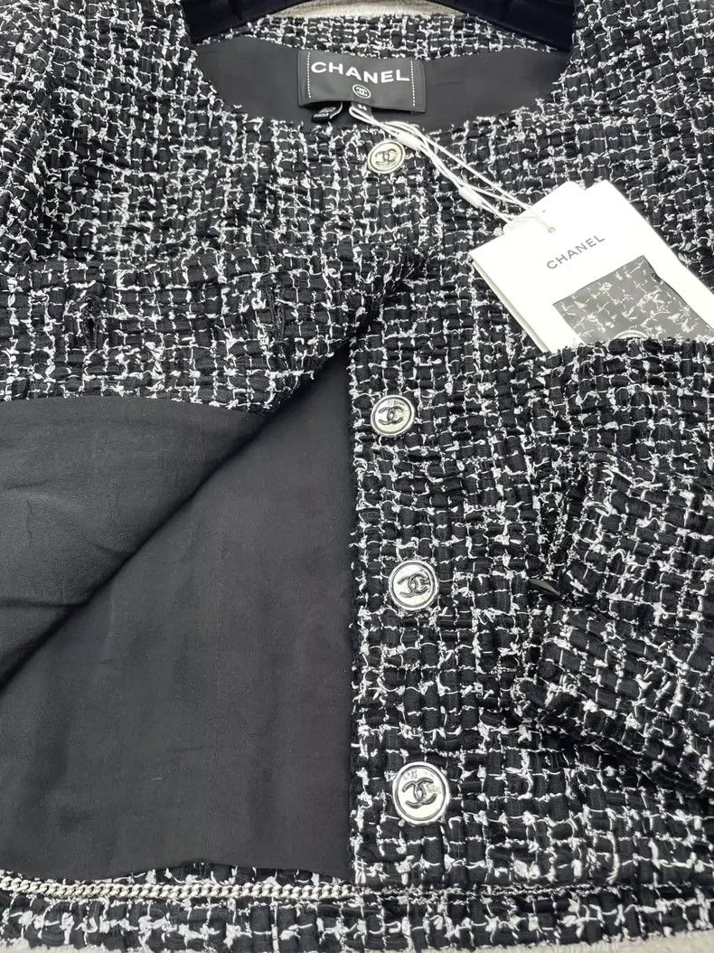 Chanel Chanel 24B tweed woven U-neck jacket Size XXS / US 00 / IT 34 - 4 Thumbnail