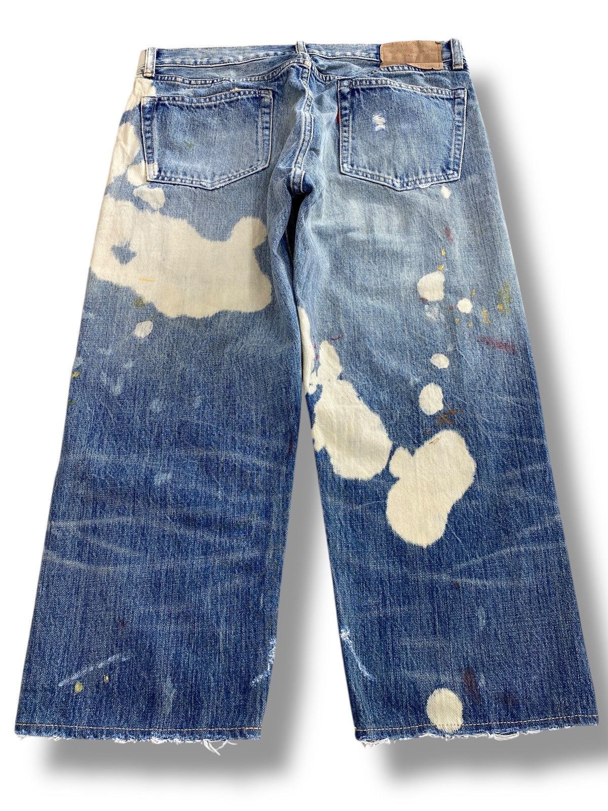 Japanese Brand Japanese Brand Heavy Ripped Artistic Bleach Wash Jeans Size US 32 / EU 48 - 3 Thumbnail