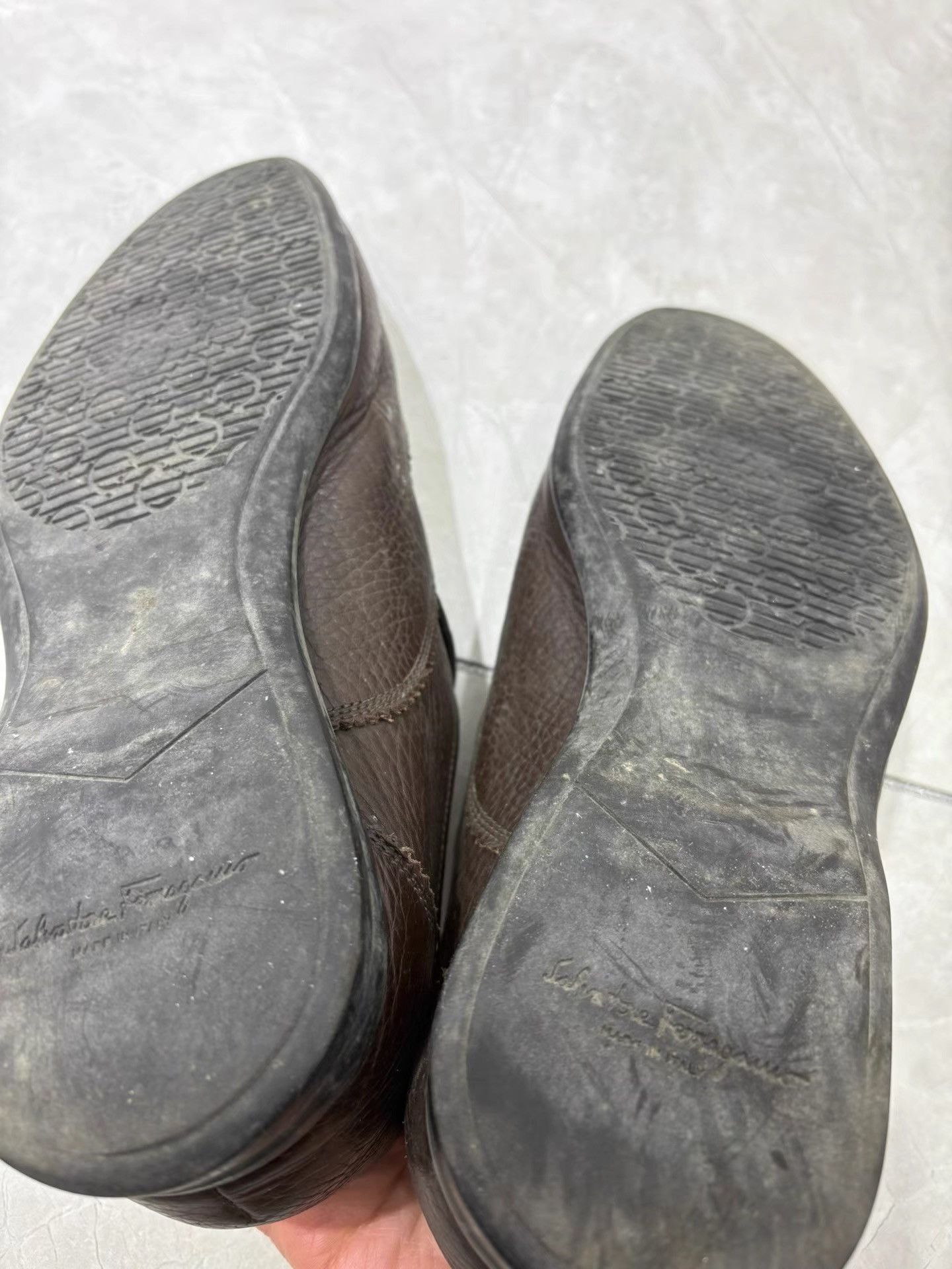 Salvatore Ferragamo Ferragamo Men's Leather Shoes K29 Size US 7 / EU 40 - 7 Thumbnail
