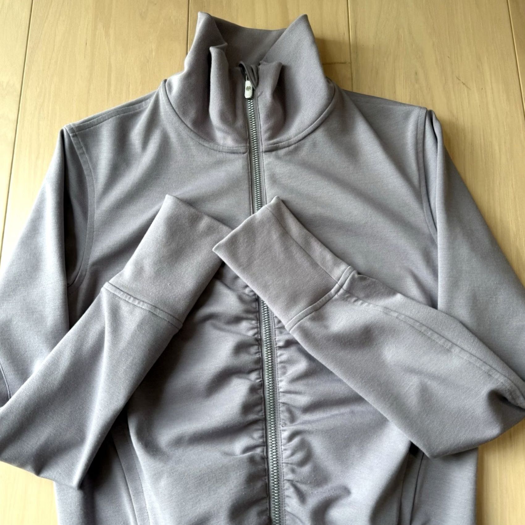 Lululemon Lululemon Jacket 4 Mauve Full Zip Workout Athleisure Yoga Running Size S / US 4 / IT 40 - 4 Thumbnail