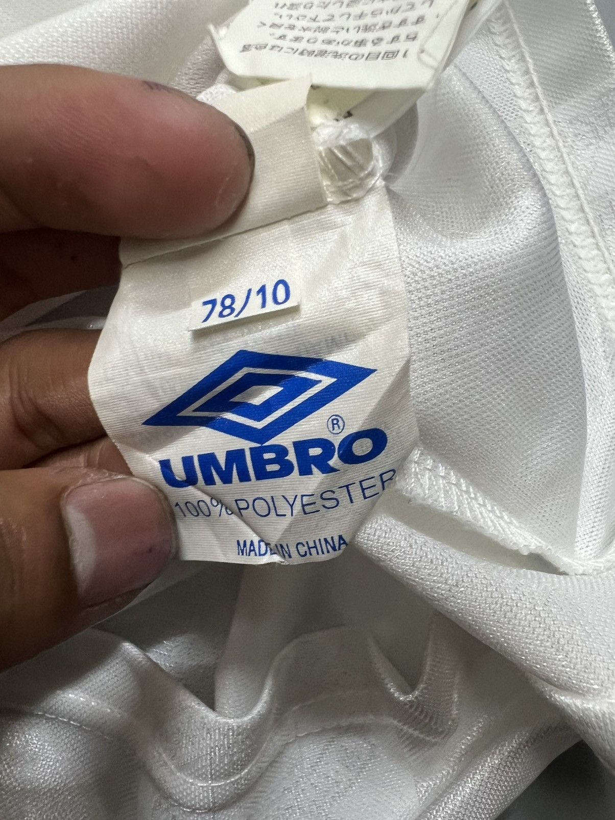 Umbro Vintage 1997 ManchesterUnited Away Jersey Size US M / EU 48-50 / 2 - 8 Thumbnail