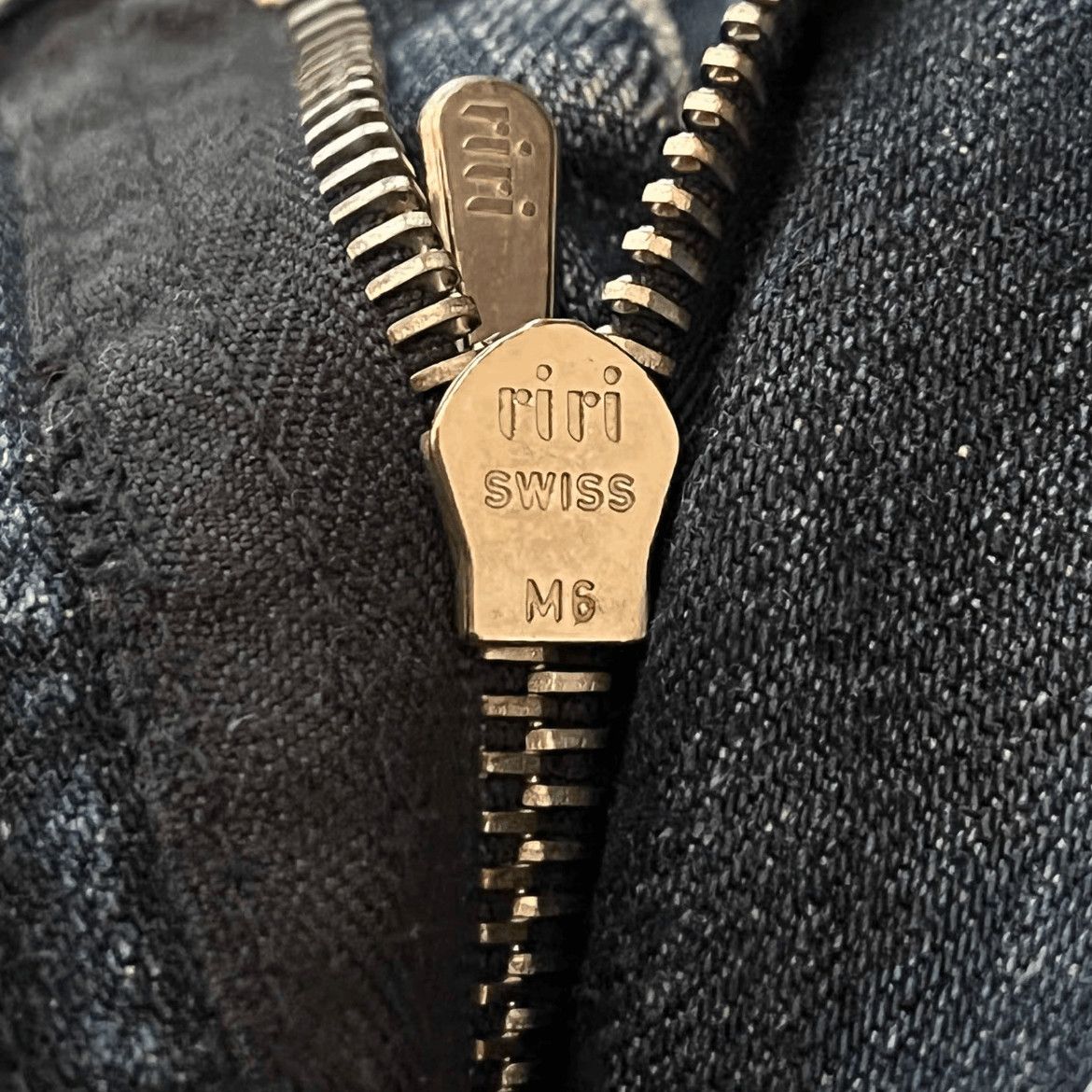 Number (N)ine Number (N)ine Sz 0x32 Number Nine 01AW Bullet Hole Distres Size US 32 / EU 48 - 4 Thumbnail