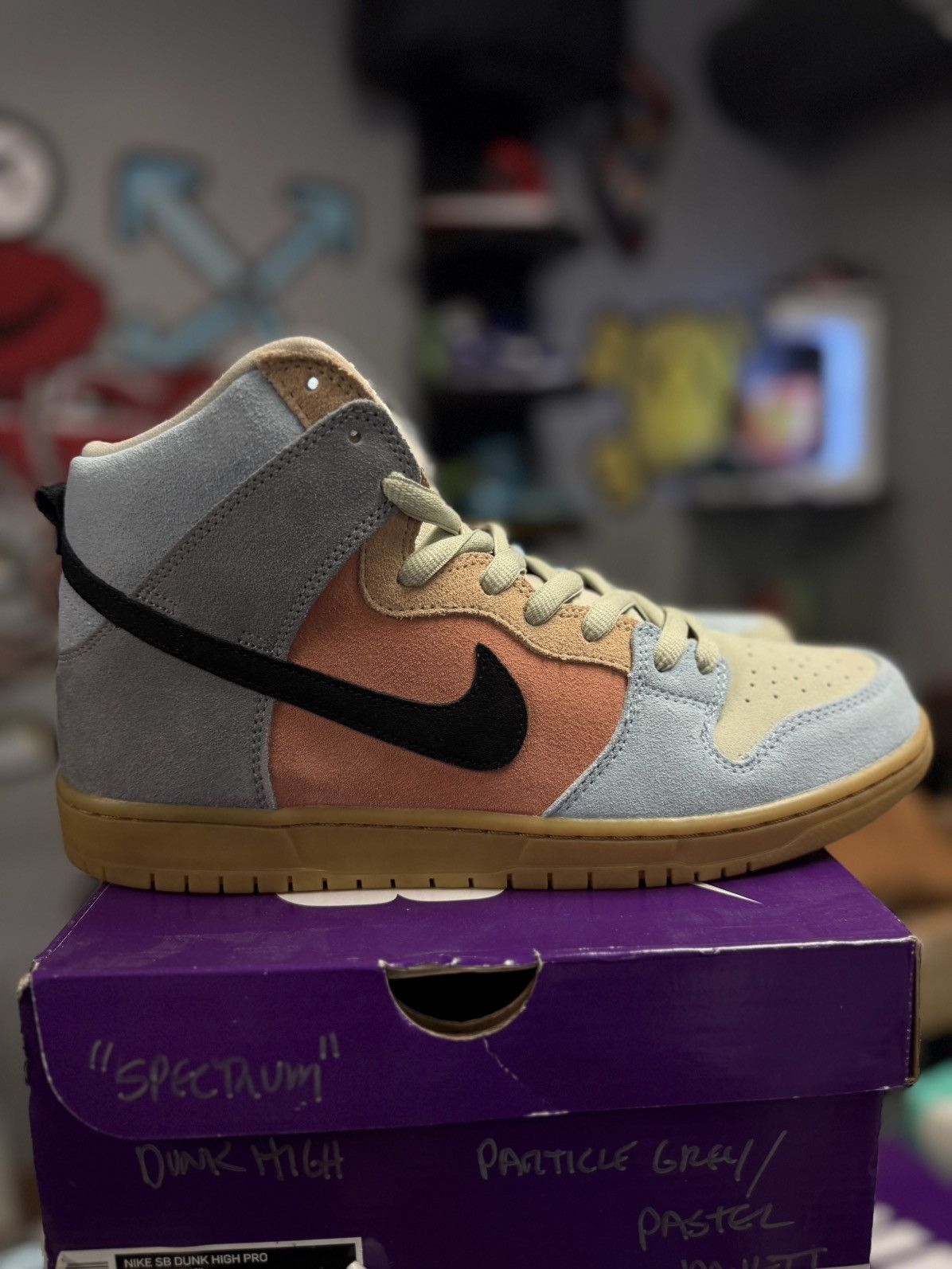 Nike Nike SB Dunk High Spectrum Milti Color Size 11 (NEW) Size US 11 / EU 44 - 1 Thumbnail