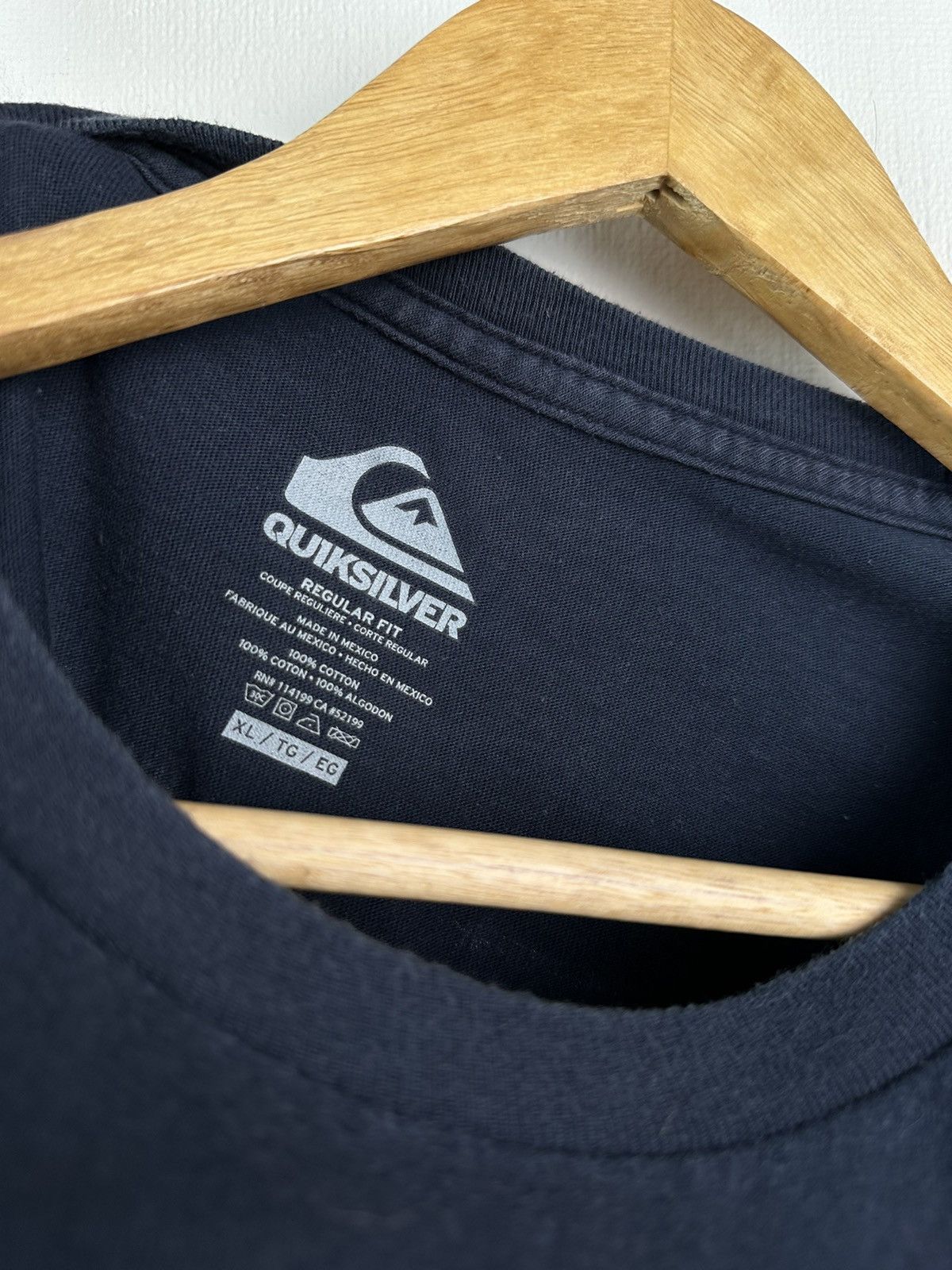 Quiksilver Vintage QUIKSILVER Surf Big Logo T Shirt Size US XL / EU 56 / 4 - 8 Thumbnail