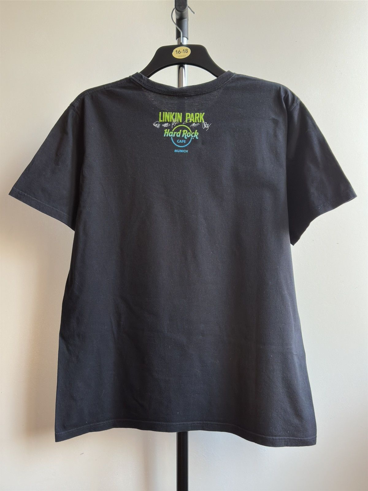 Band Tees × Hard Rock Cafe × Vintage LINKIN PARK x HARD ROCK CAFE MUNICH Y2K TEE Size US L / EU 52-54 / 3 - 4 Thumbnail