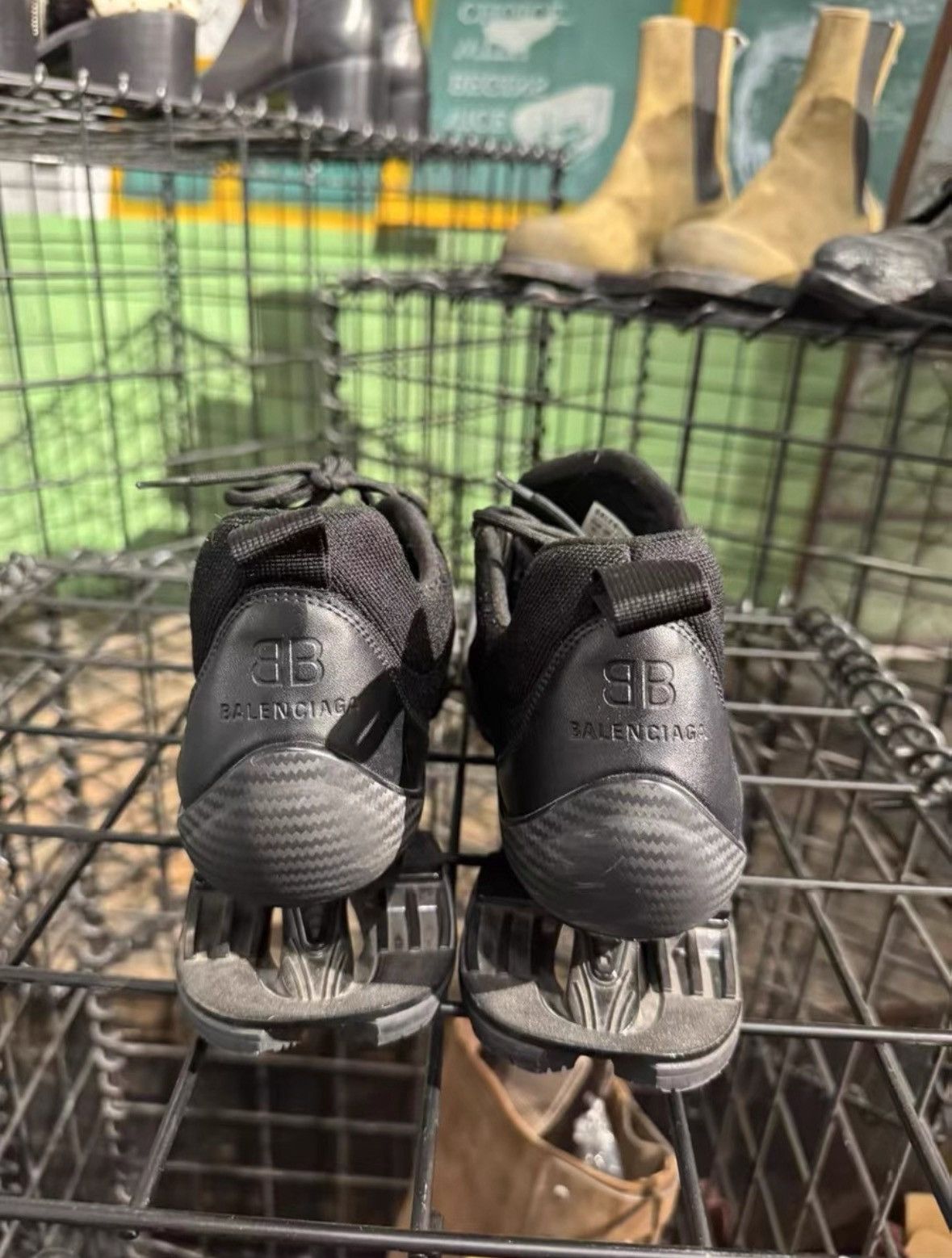 Balenciaga Balenciaga vibram sneakers Size US 9 / EU 42 - 5 Thumbnail