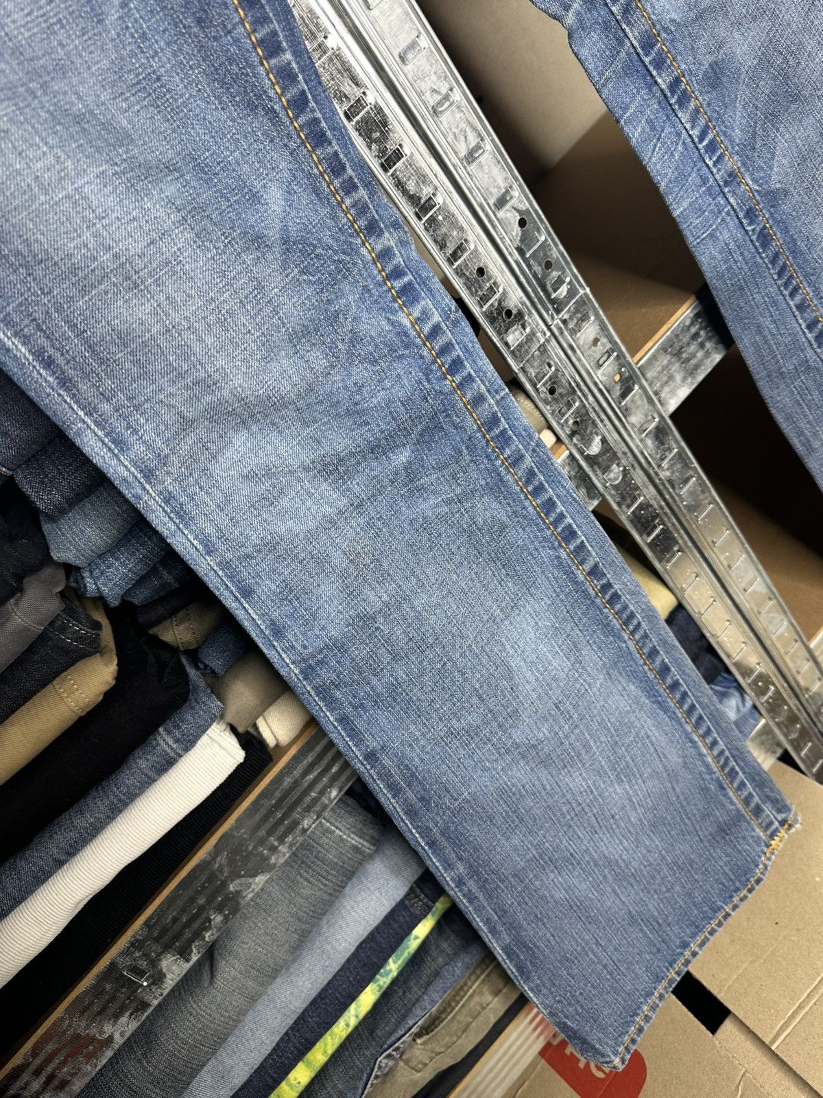 True Religion True Religion Flared Bootcut Blue Denim Jeans Size 28 Size 28" / US 6 / IT 42 - 3 Thumbnail