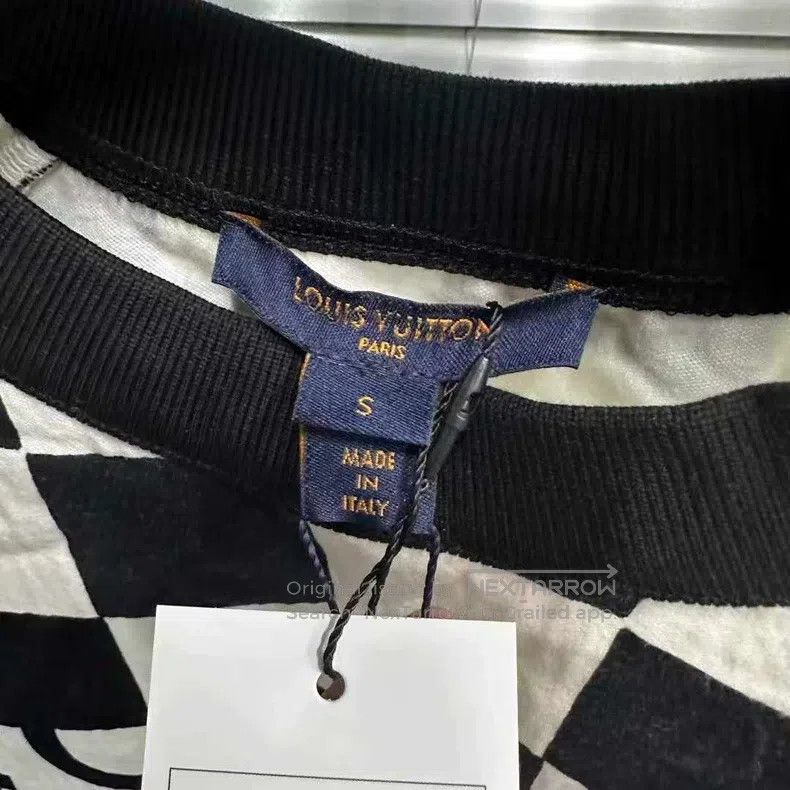 Louis Vuitton Louis Vuitton Black and white checkerboard slogan sweatshi Size US S / EU 44-46 / 1 - 2 Thumbnail