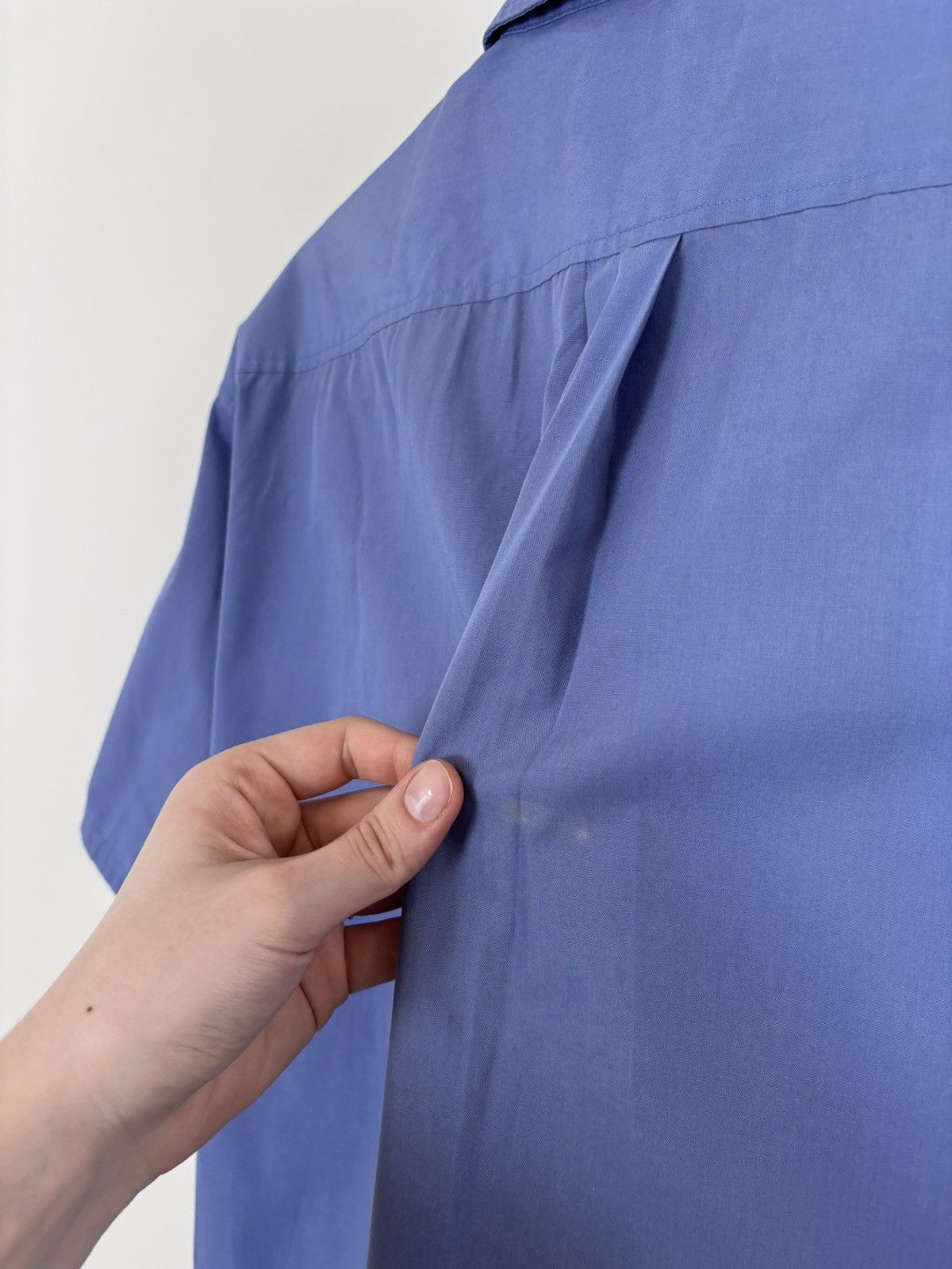 Yves Saint Laurent Vintage Yves Saint Laurent Men’s Blue Short Sleeve Shirt Size US L / EU 52-54 / 3 - 22 Thumbnail