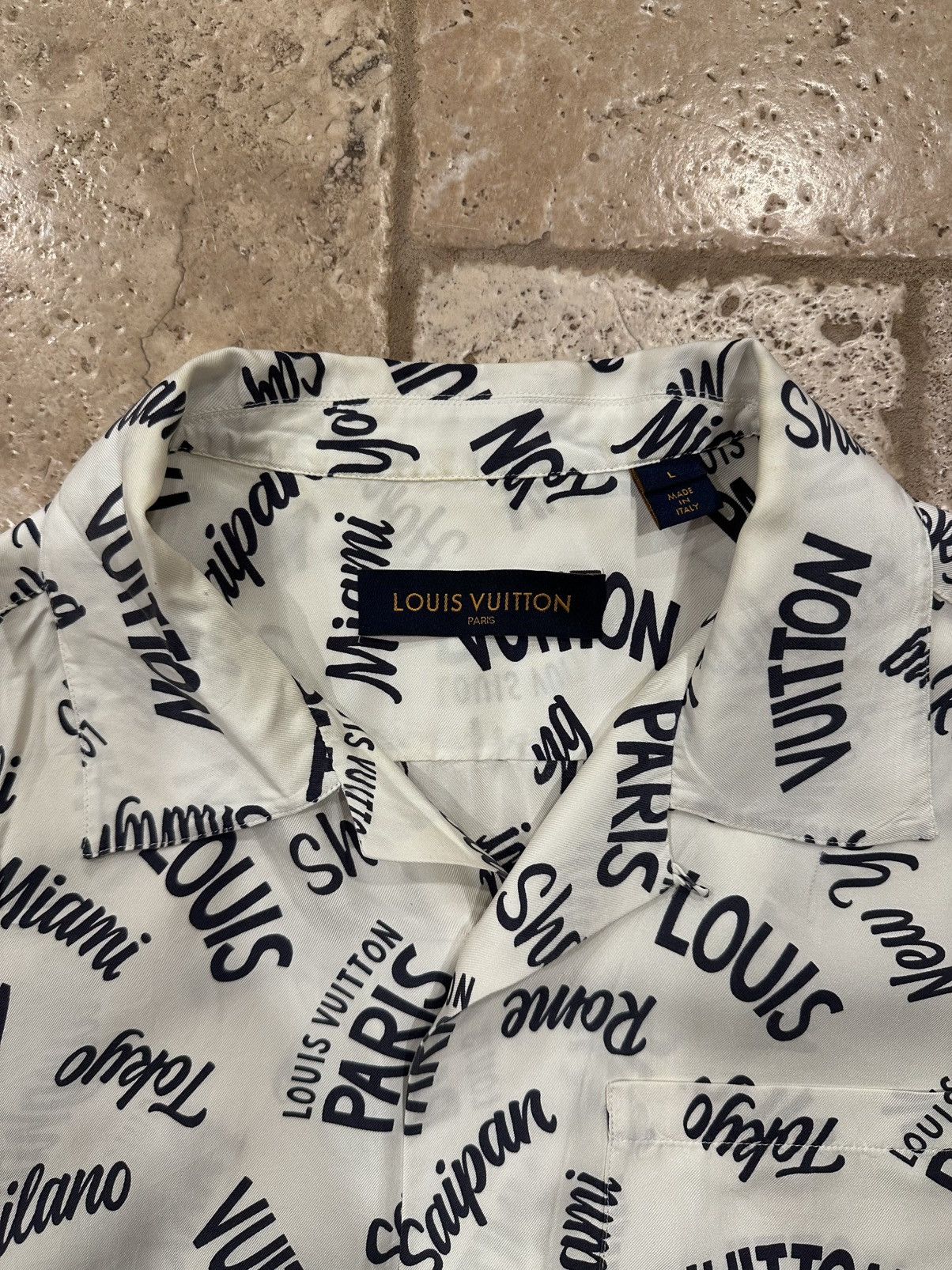 Kim Jones Louis Vuitton Kim Jones SS18 Cities White Silk Button Shirt Size US L / EU 52-54 / 3 - 15 Thumbnail