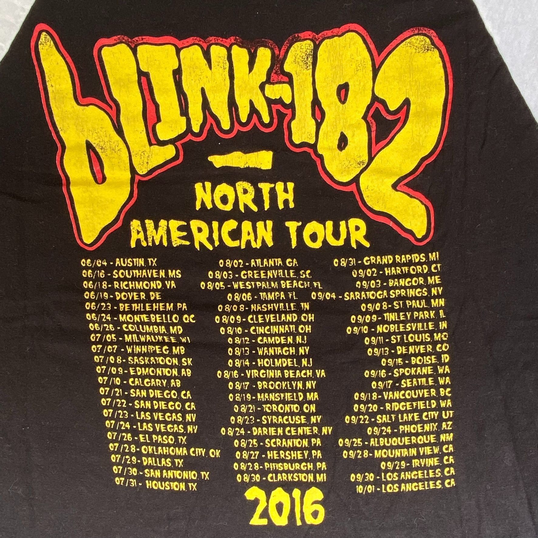 Band Tees Vintage Y2K Blink-182 Band Shirt Punk Rock Logo Concert Tee Size US S / EU 44-46 / 1 - 7 Thumbnail