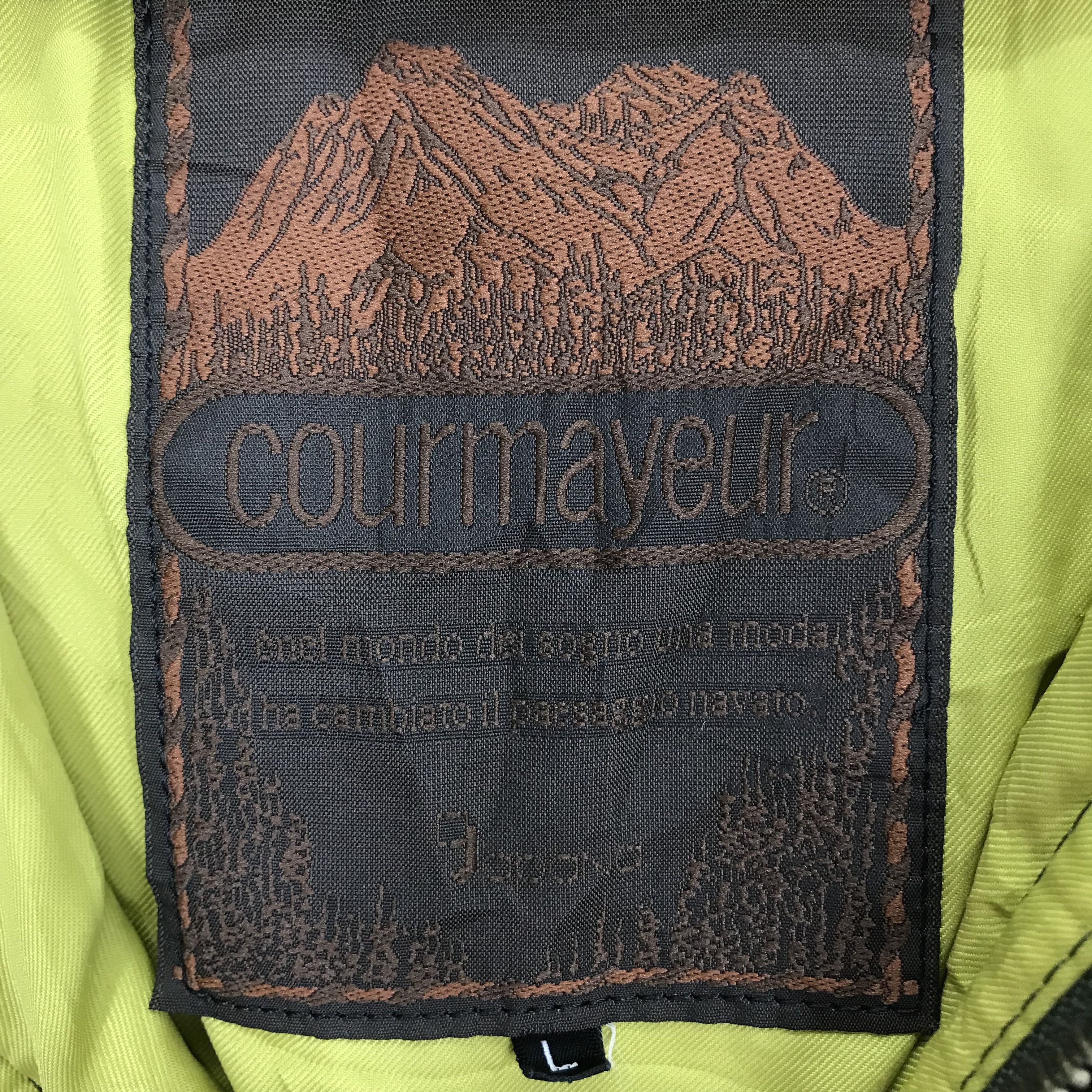 Japanese Brand Vintage 90's Courmayeur Japan Floral Ski Wear Size US L / EU 52-54 / 3 - 9 Thumbnail