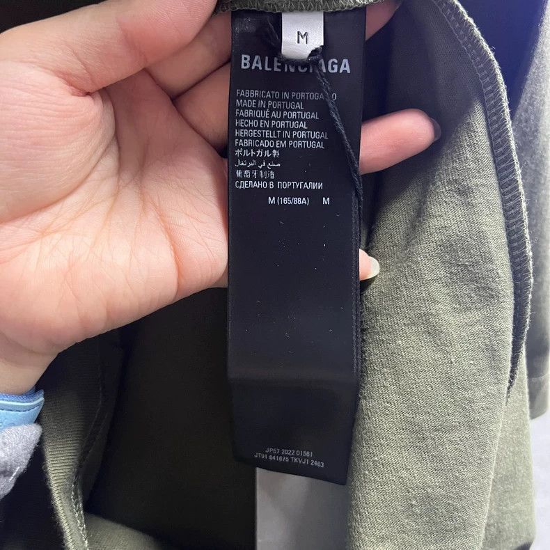 Balenciaga Balenciaga brown khaki green cola embroidered logo round ne Size US S / EU 44-46 / 1 - 7 Thumbnail