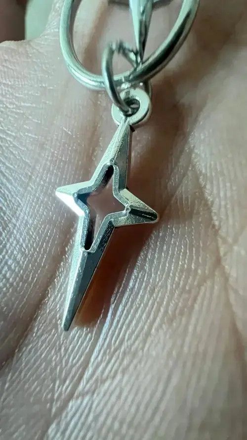 Japanese Brand Punk Star Cross Earrings Size ONE SIZE - 2 Thumbnail