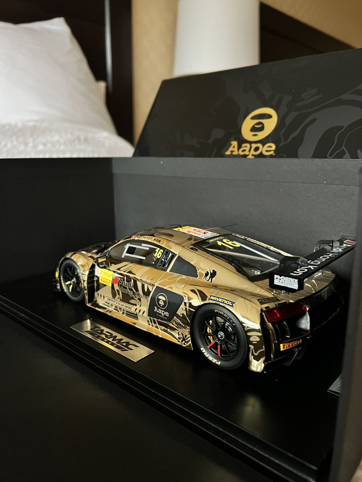 Bape Bape x Tarmac Diecast Car Size ONE SIZE - 3 Thumbnail