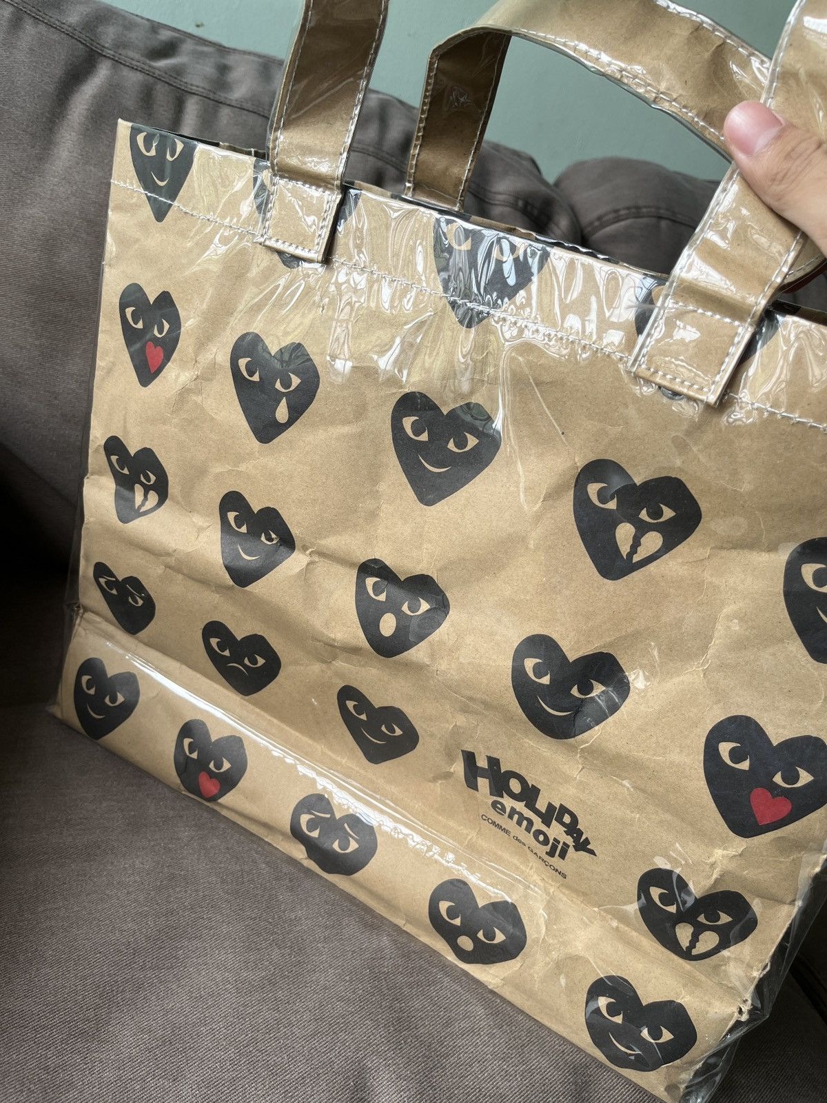 Comme des Garcons × Comme des Garcons PLAY × Designer Comme Des Garcons Holiday Emoji Paper Bag Size ONE SIZE - 5 Thumbnail