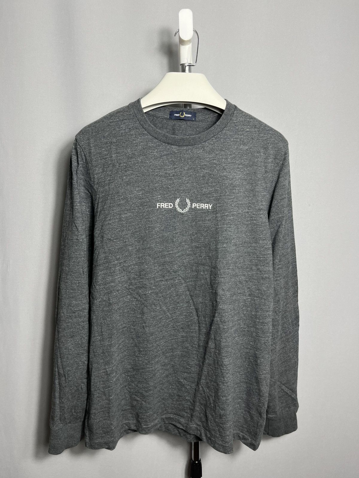 Fred Perry Fred Perry long sleeve t-shirt men’s cotton grey y2k casual Size US L / EU 52-54 / 3 - 1 Thumbnail