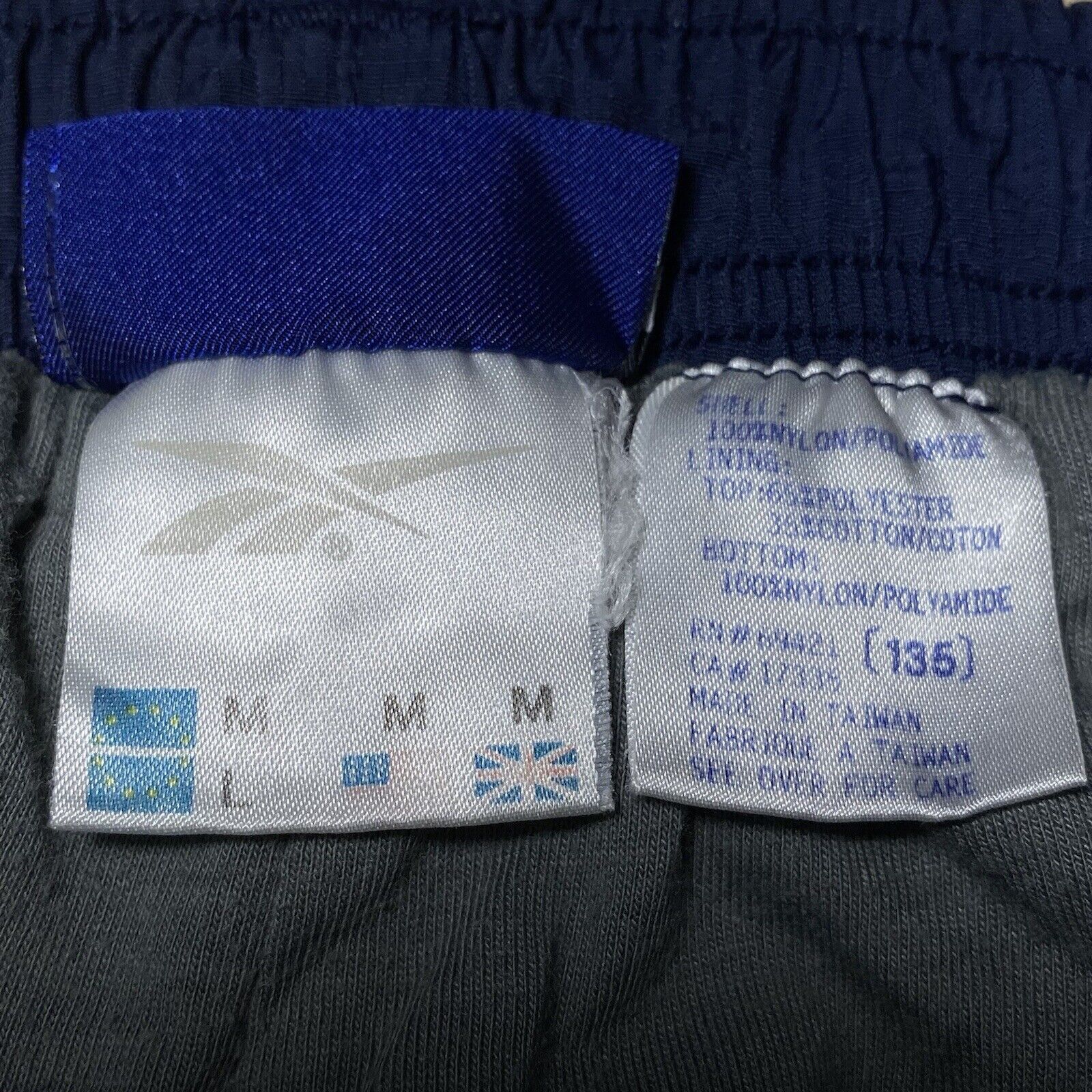 Reebok Vintage Reebok Medium Windbreaker Blue Track Pants Pants Size US 32 / EU 48 - 11 Thumbnail