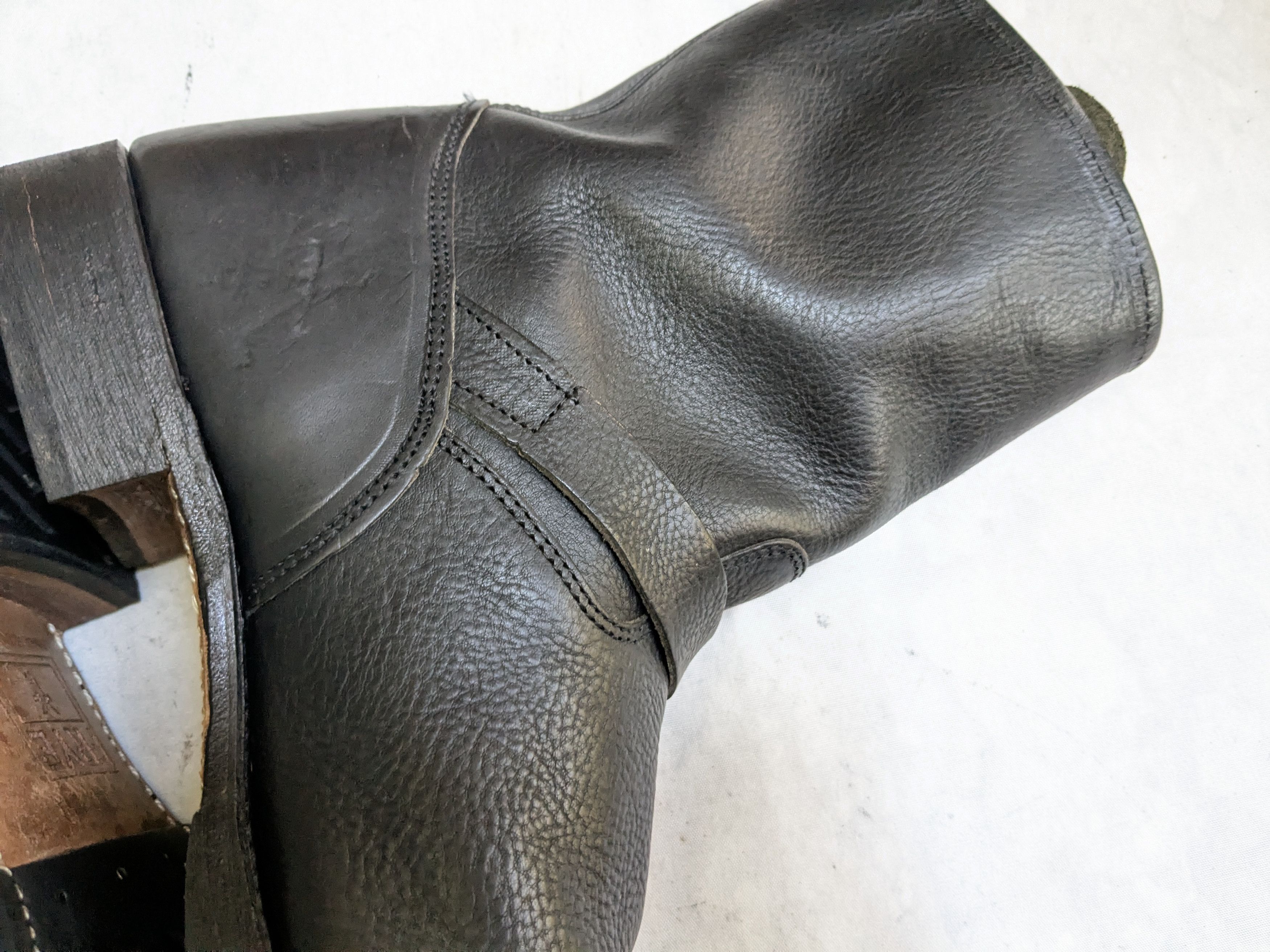 Frye Frye Engineer Boots Black 13 M Leather Buckle Strap USA Size US 13 / EU 46 - 12 Thumbnail
