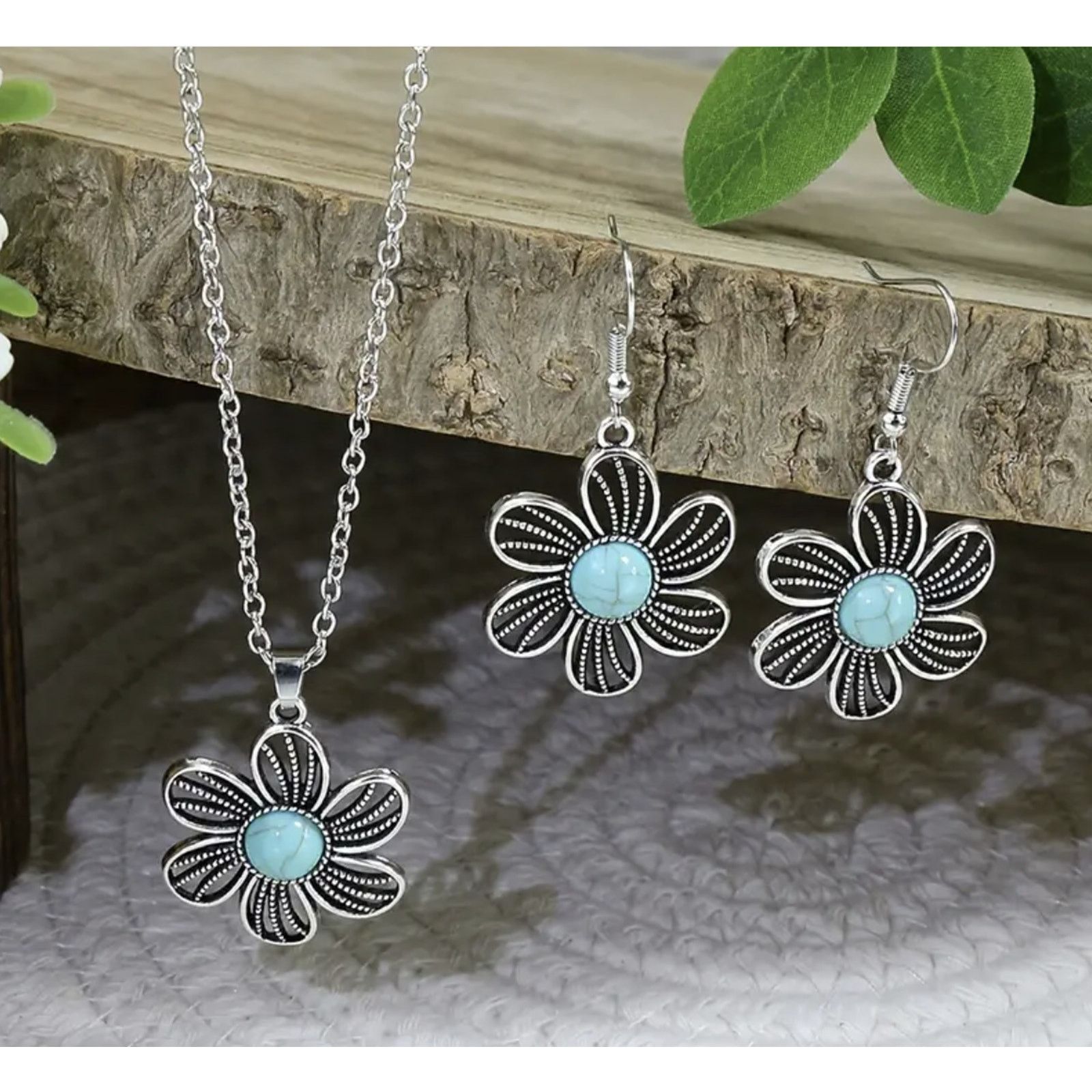 Other Tribal Boho Turquoise Flower Necklace & Earring Set Size ONE SIZE - 2 Thumbnail