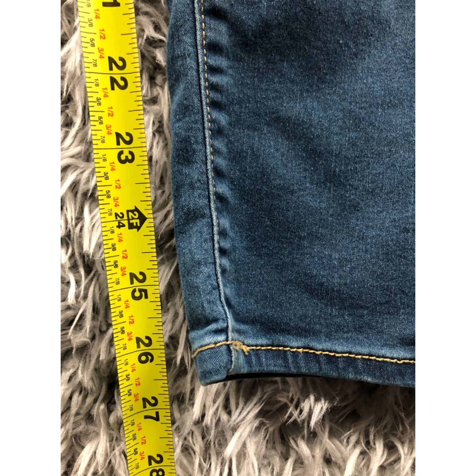 Vintage Falls Creek Jeans Jegging Size 12 Womens Medium Blue Denim 5-Pocket Regular Waist 32 in Inseam 28 in Shirt? Size 34" / US 12 / IT 48 - 3 Thumbnail
