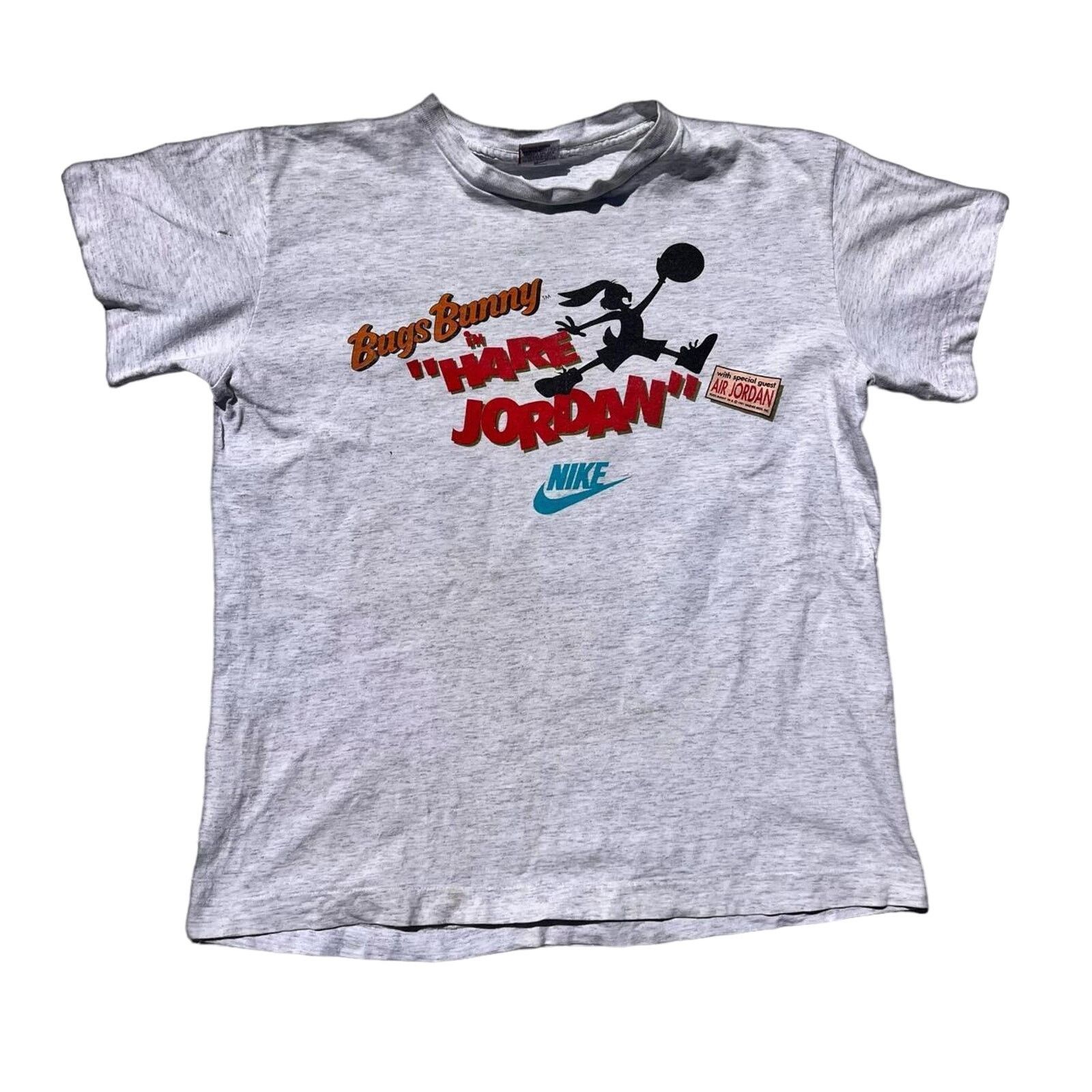 Vintage nike looney tunes hare jordan shirt