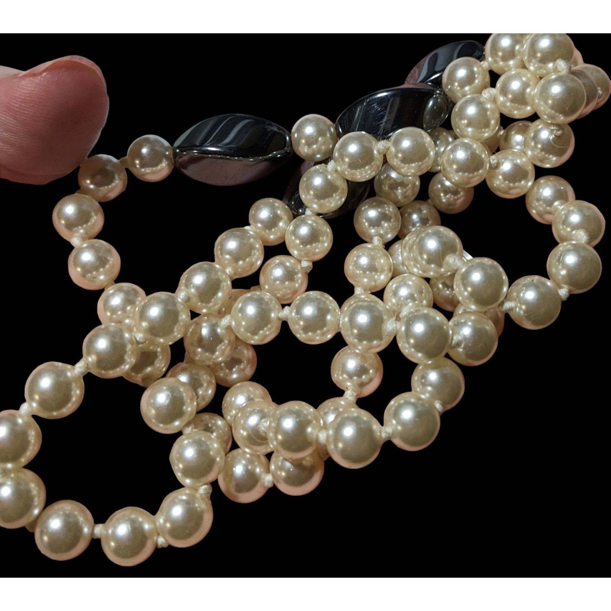 Other Glass Pearl Hematite Accent Beaded Necklace Size ONE SIZE - 4 Thumbnail
