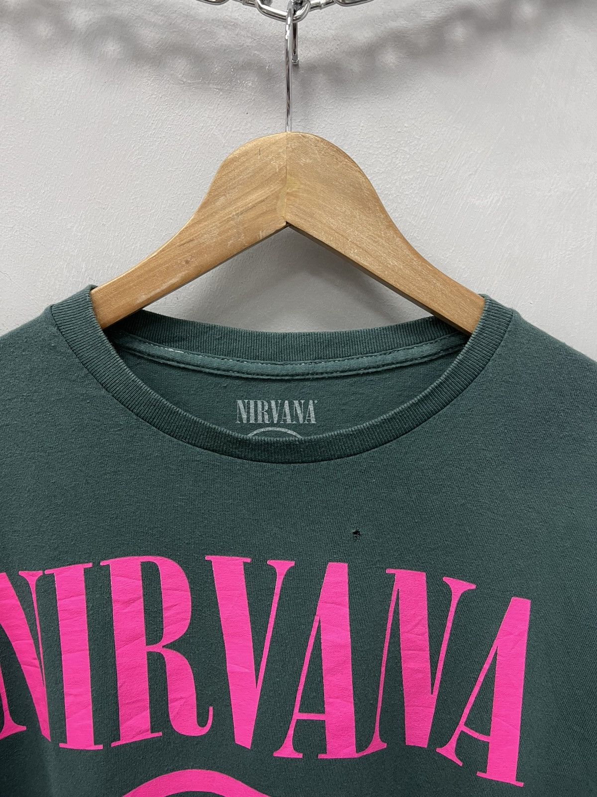 Nirvana × Vintage VINTAGE NIRVANA 90s Y2K T-shirt streetwear rockband Size US L / EU 52-54 / 3 - 9 Thumbnail