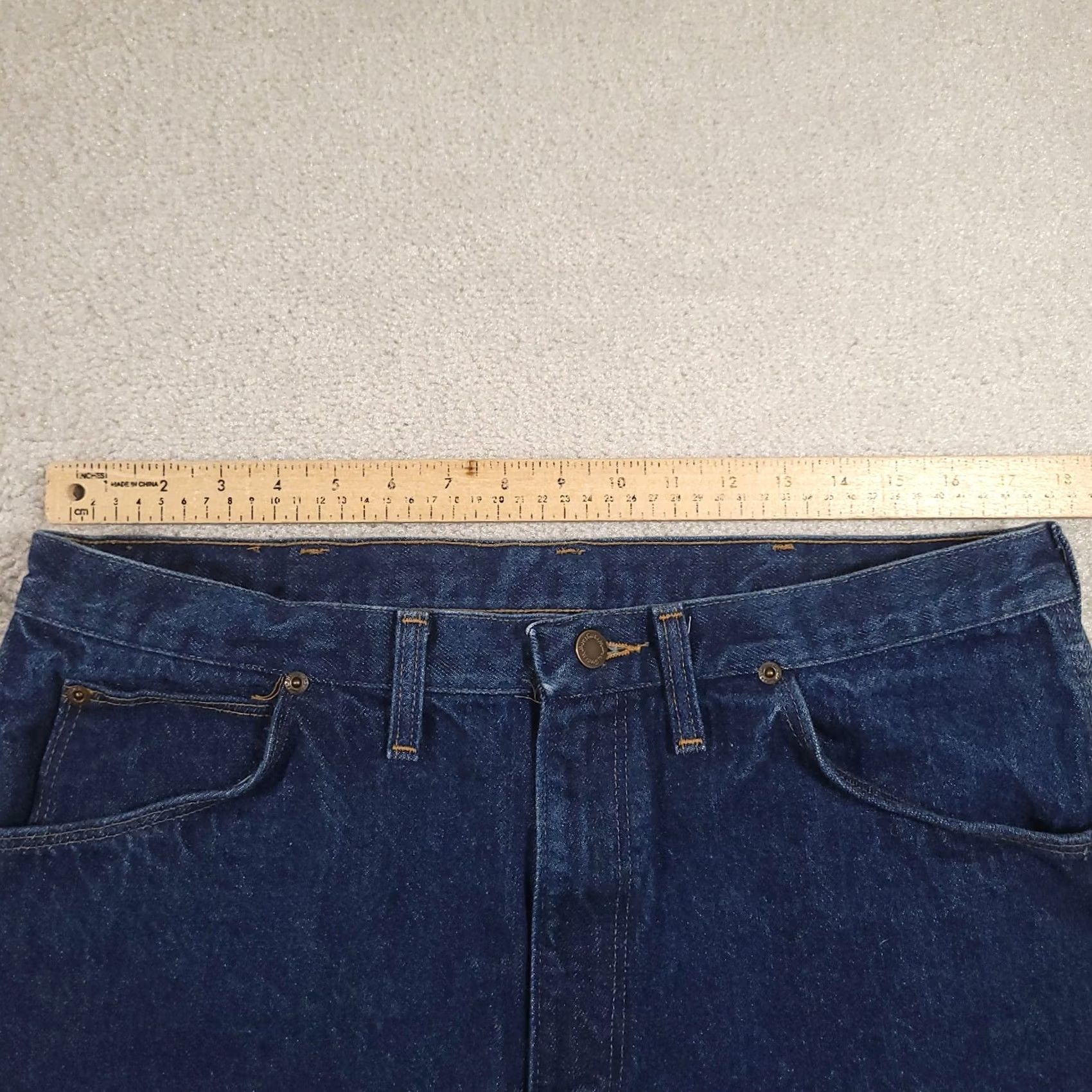 Wrangler Wrangler Women's Medium Wash DIY Daisy Duke Frayed Cut Off Shorts 38 Waist Size 26" / US 2 / IT 38 - 3 Thumbnail
