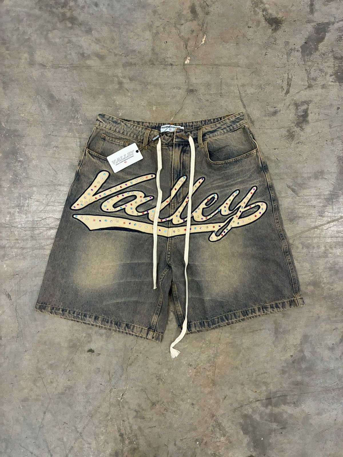 Vale Lives Valley Forever Skittles Jean Shorts Jorts 36