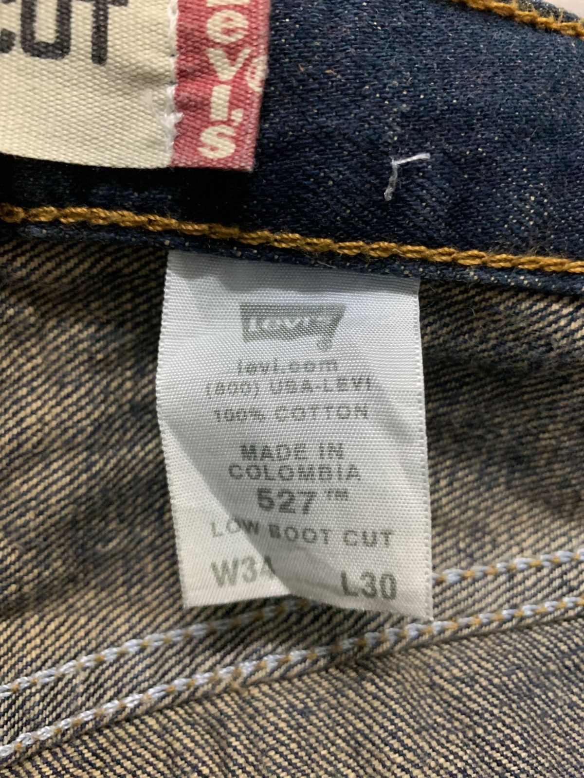 Levi's Vintage Levis 527 Bootcut Distressed Jeans 35x31 Size US 35 - 16 Thumbnail