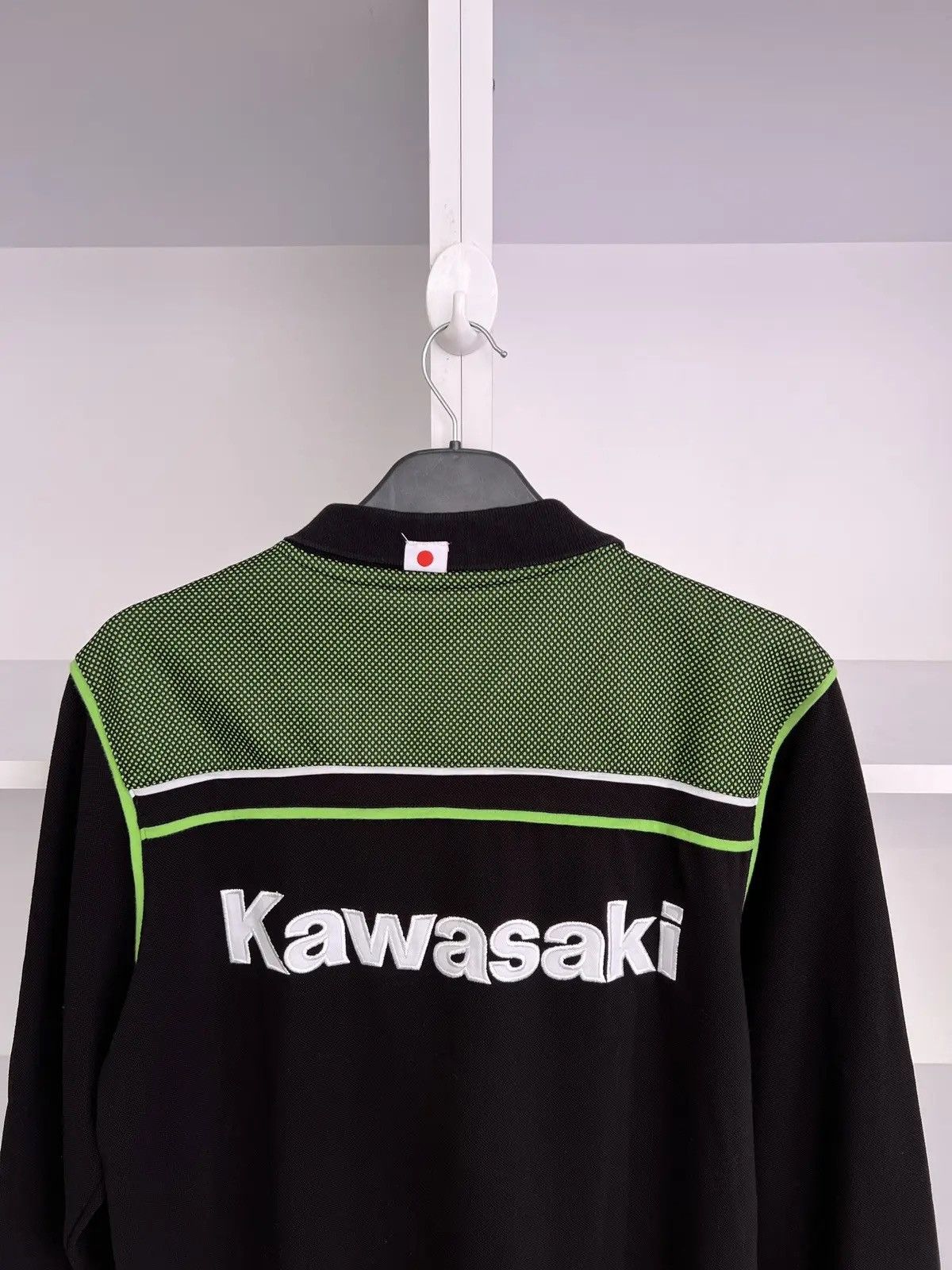 Vintage Vintage Kawasaki Racing Team Long Sleeve T-Shirt Size US L / EU 52-54 / 3 - 12 Thumbnail