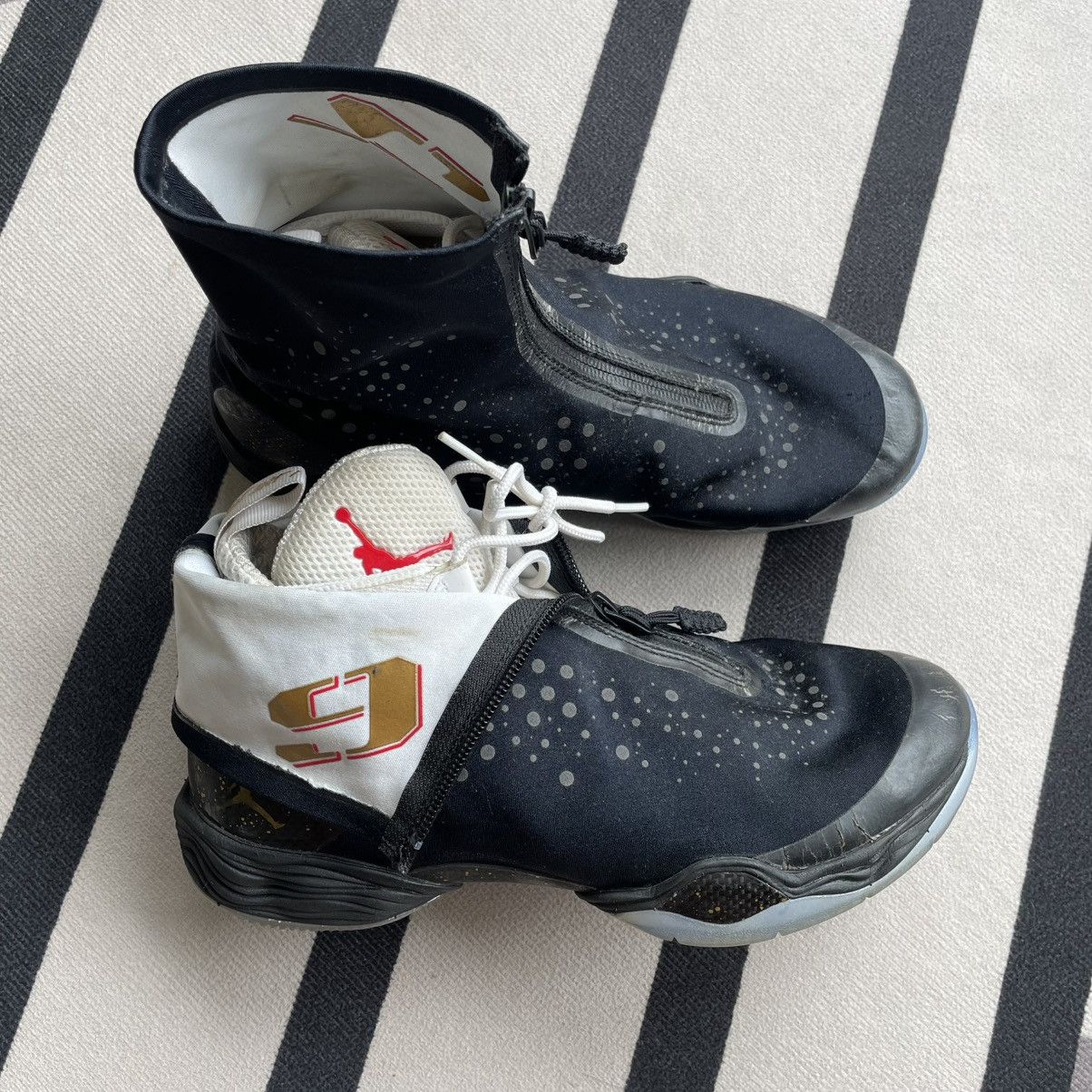 Jordan Brand Air Jordan XX8 Locked & Loaded Sneakers Size US 8.5 / EU 41-42 - 2 Thumbnail