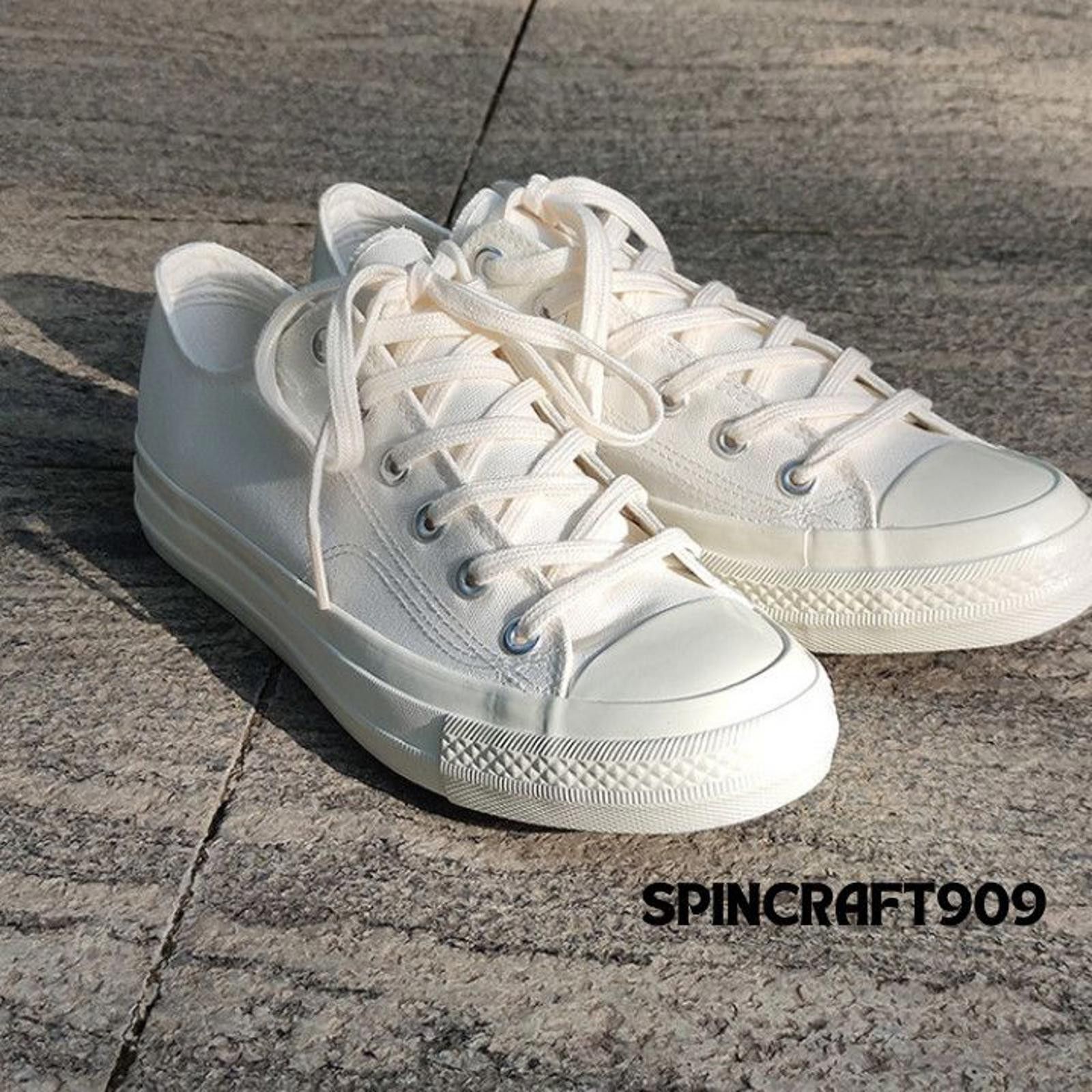 Other White Casual Sneakers Size US 7 / EU 40 - 1 Thumbnail