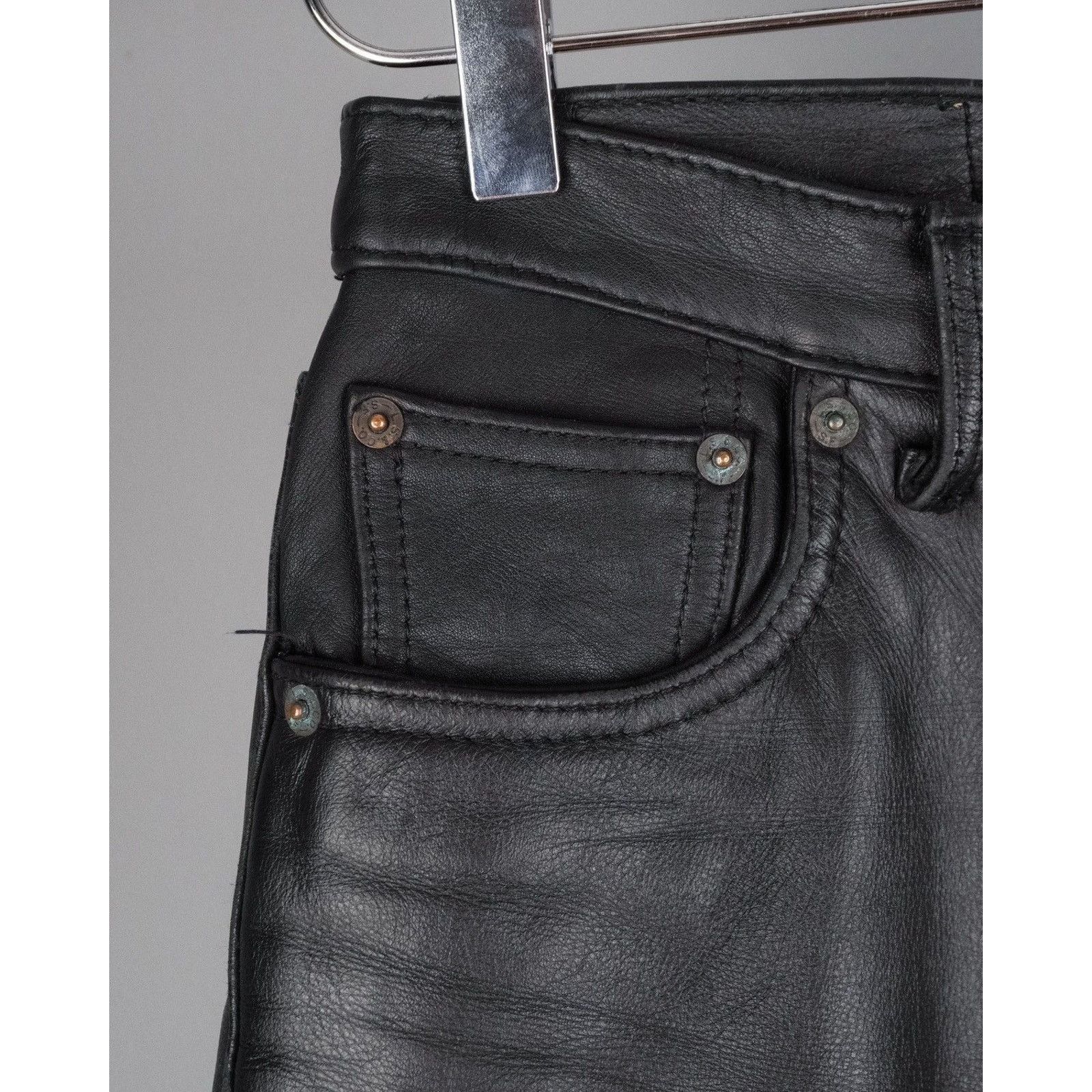 Levi's Vintage levis strauss real leather black logo pants Size 27" / US 4 / IT 40 - 8 Thumbnail
