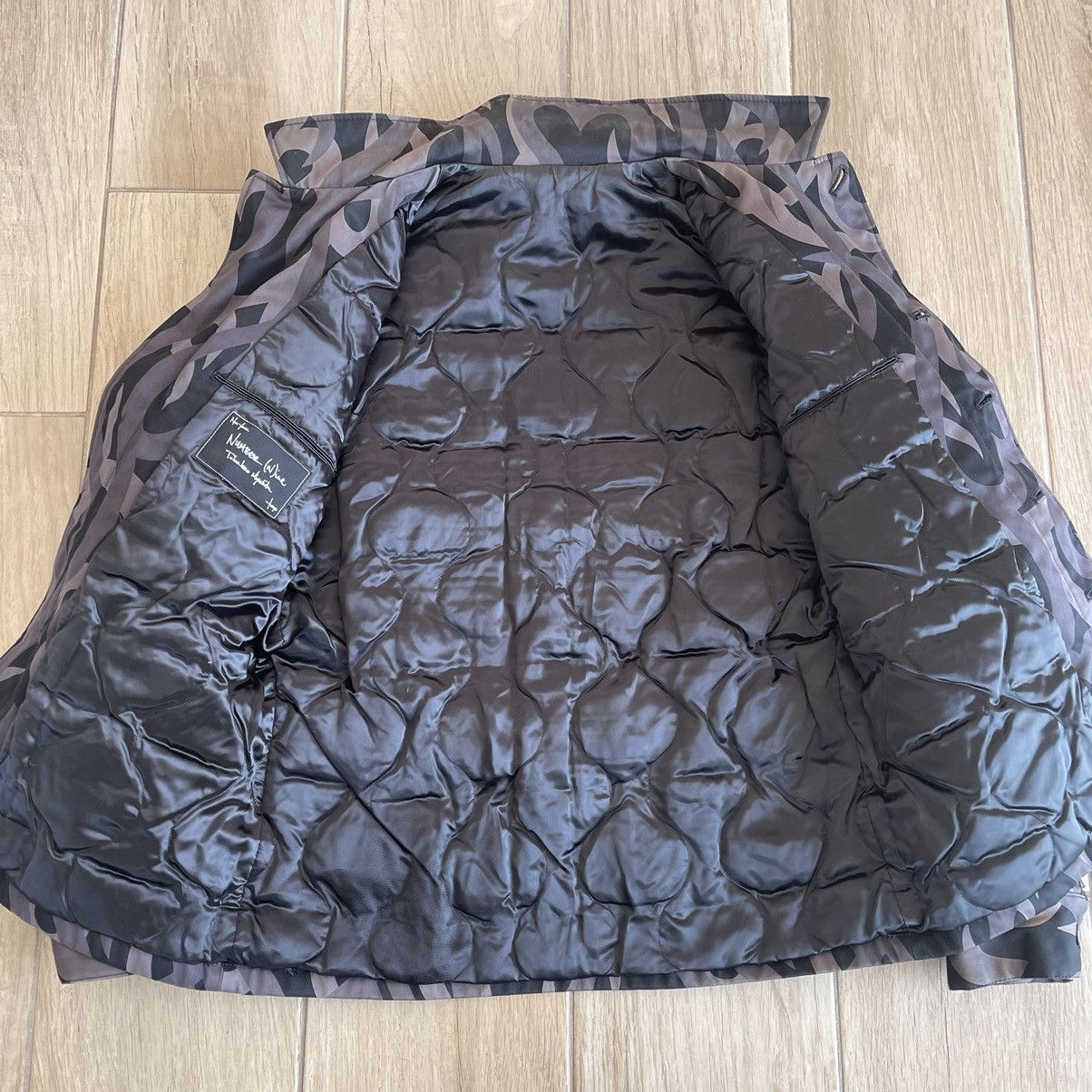 Number (N)ine AW2004 'Give Peace A Chance' Tribal Heart Camo Down Jacket Size US M / EU 48-50 / 2 - 5 Thumbnail