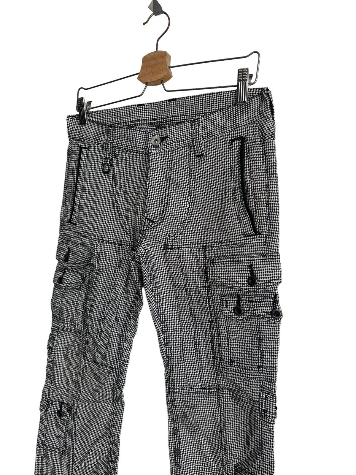 HIDEAWAYS × Japanese Brand × Le Grande Bleu (L.G.B.) Y2K Flare Hem Hideaways 🇯🇵 3D Parachute Pocket Cargo Pants Size US 32 / EU 48 - 7 Thumbnail