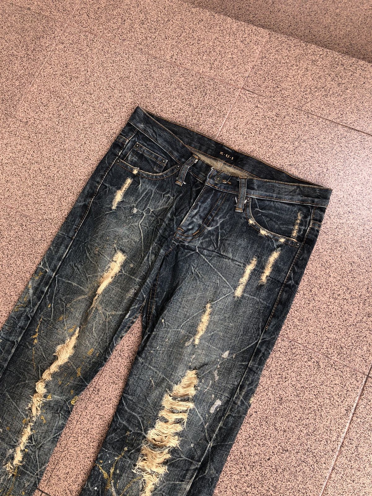 Japanese Brand Kui Super Flared Splatter Distressed Jeans Size US 30 / EU 46 - 5 Thumbnail