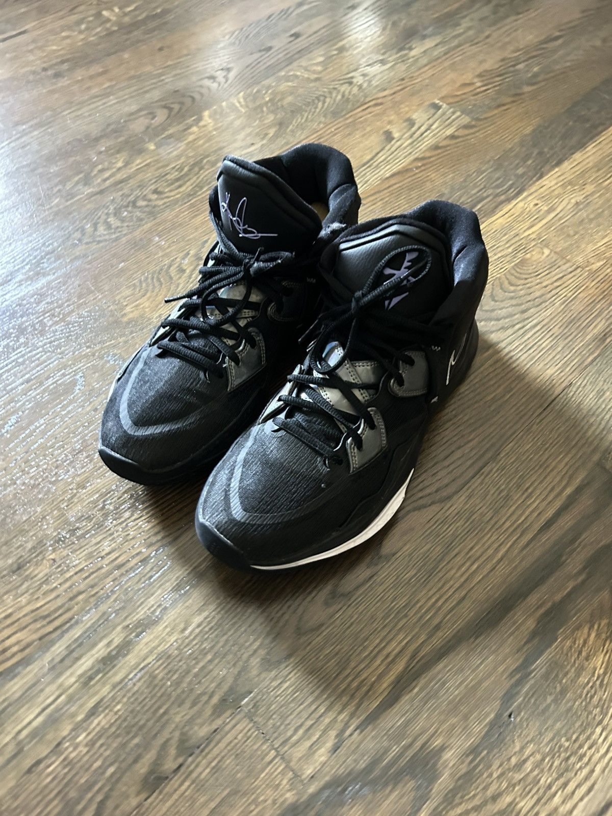 Nike Kyrie infinite basketball shoes Size US 11 / EU 44 - 2 Thumbnail