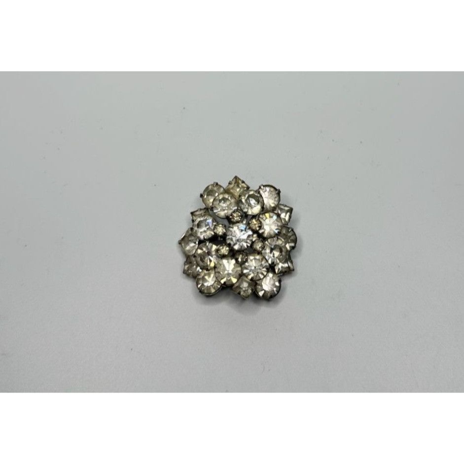Other Vintage Rhinestone Cluster Dome Silver Tone Brooch Pin Size ONE SIZE - 5 Thumbnail