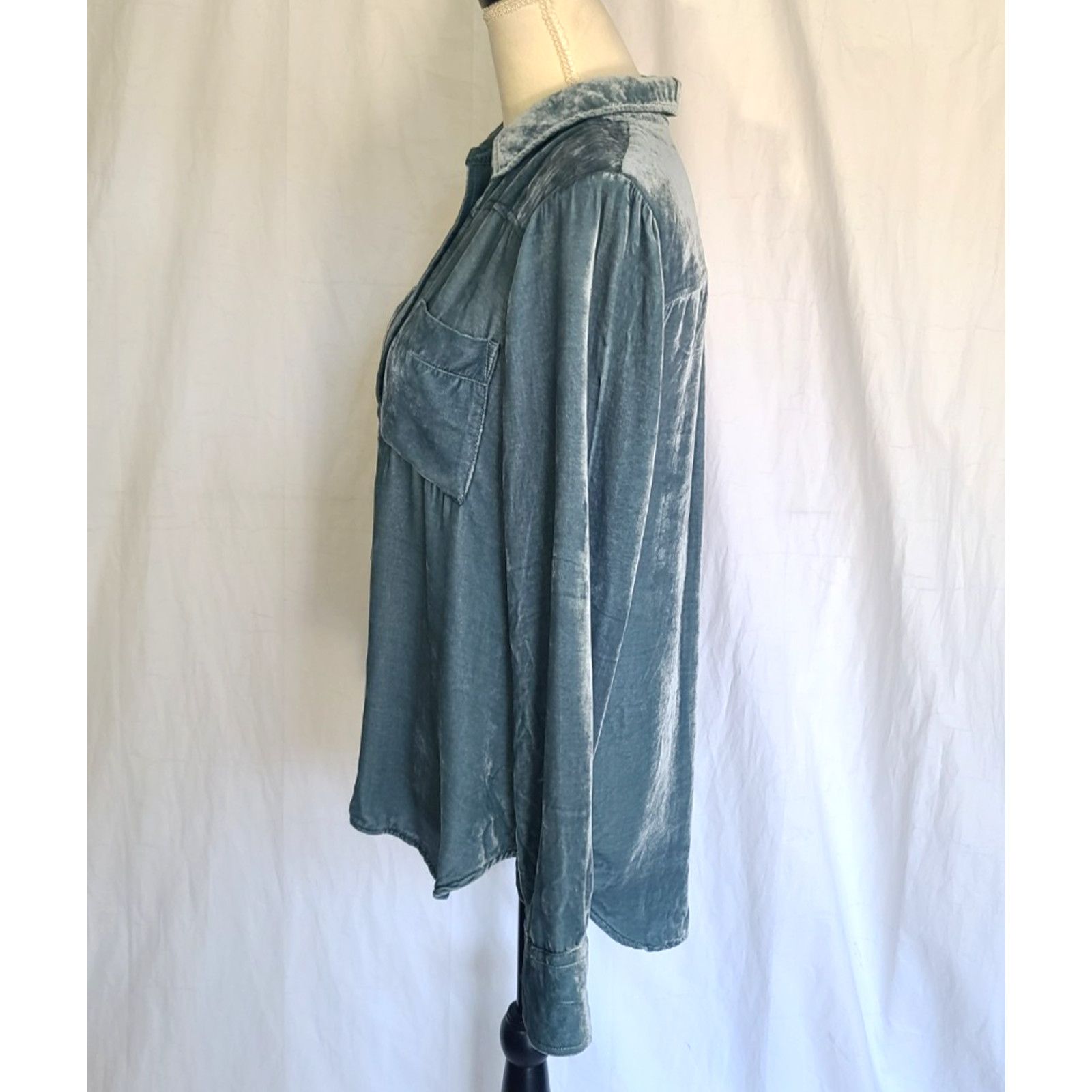 Anthropologie Anthropologie Holding Horses Blue Velvet Blouse Top Small Size S / US 4 / IT 40 - 4 Thumbnail