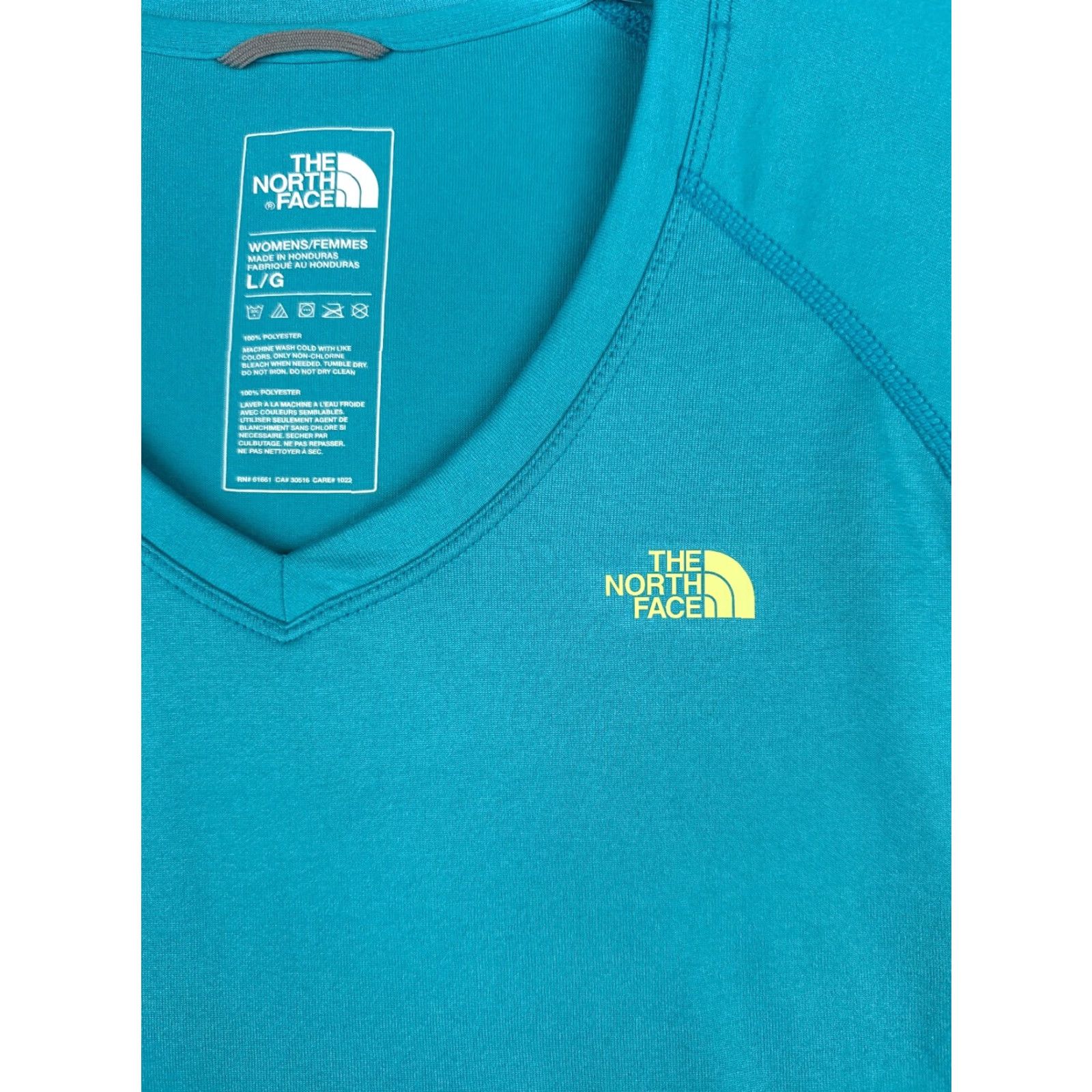 The North Face The North Face T-Shirt Womens Large Blue Short Sleeve V-Neck 100% Polyester READ Size L / US 10 / IT 46 - 6 Thumbnail