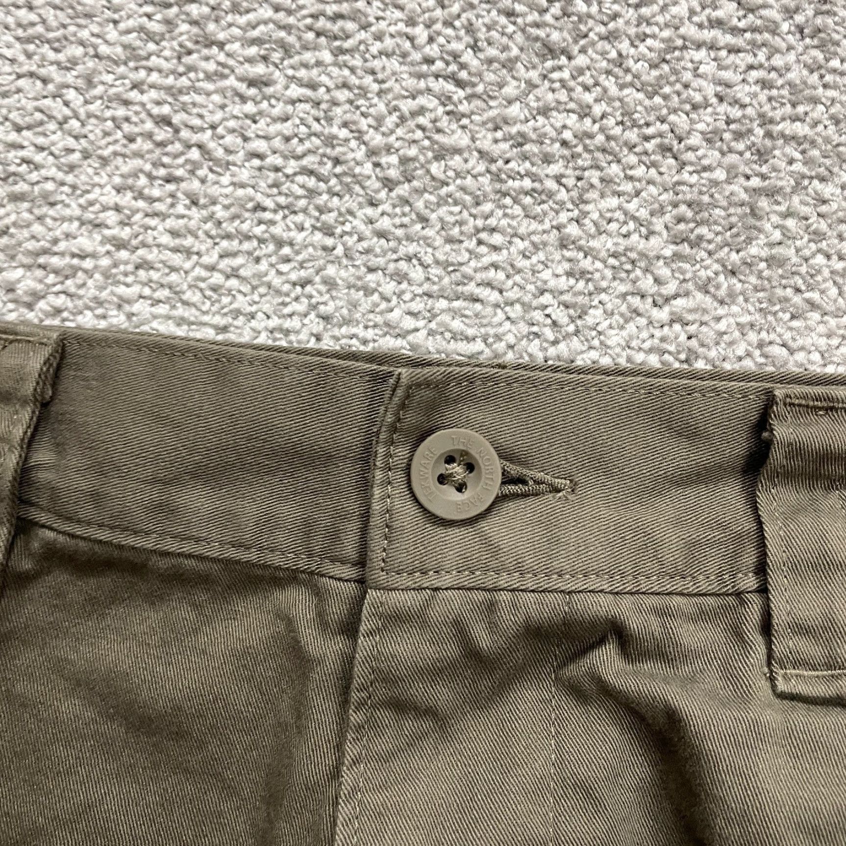 The North Face The North Face Shorts Mens 38 Army Green Flat Front Cotton Chino Outdoor Nature Mens Size US 38 / EU 54 - 3 Thumbnail