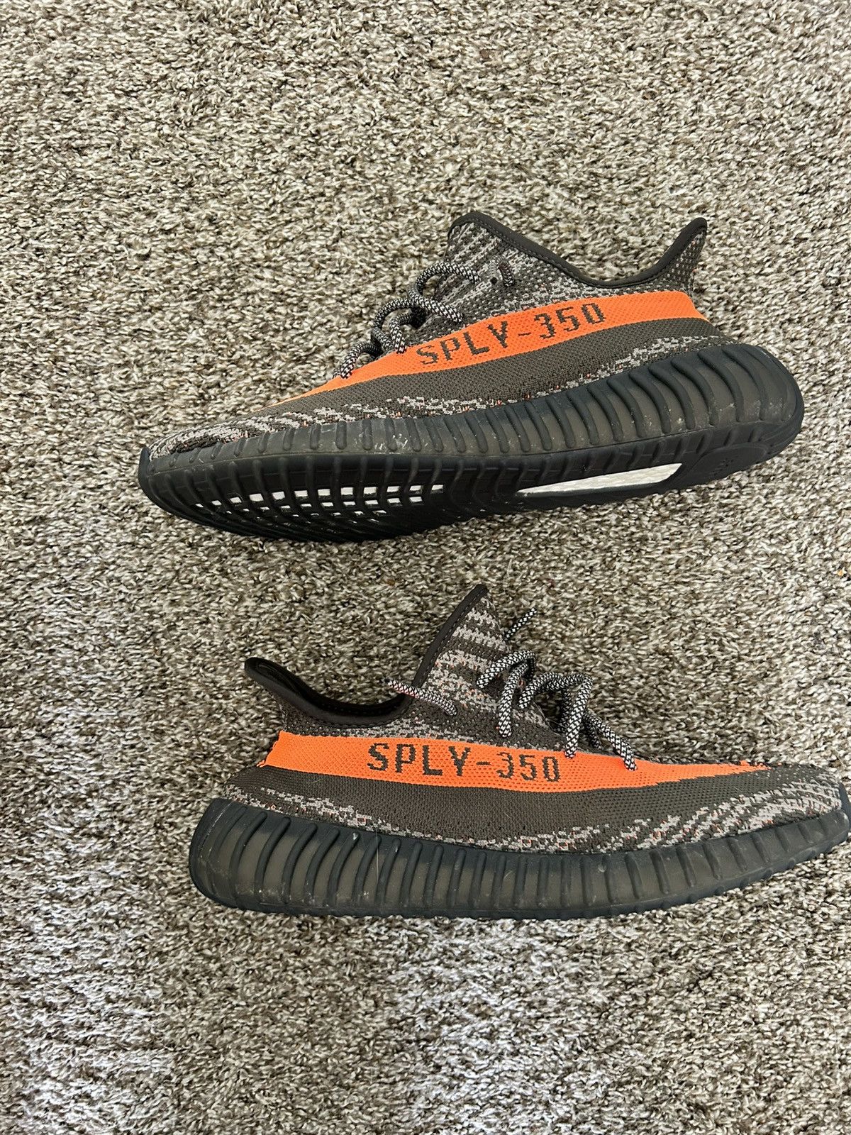 Adidas Yeezy 350 v2 Carbon Beluga Size US 11.5 / EU 44-45 - 2 Thumbnail