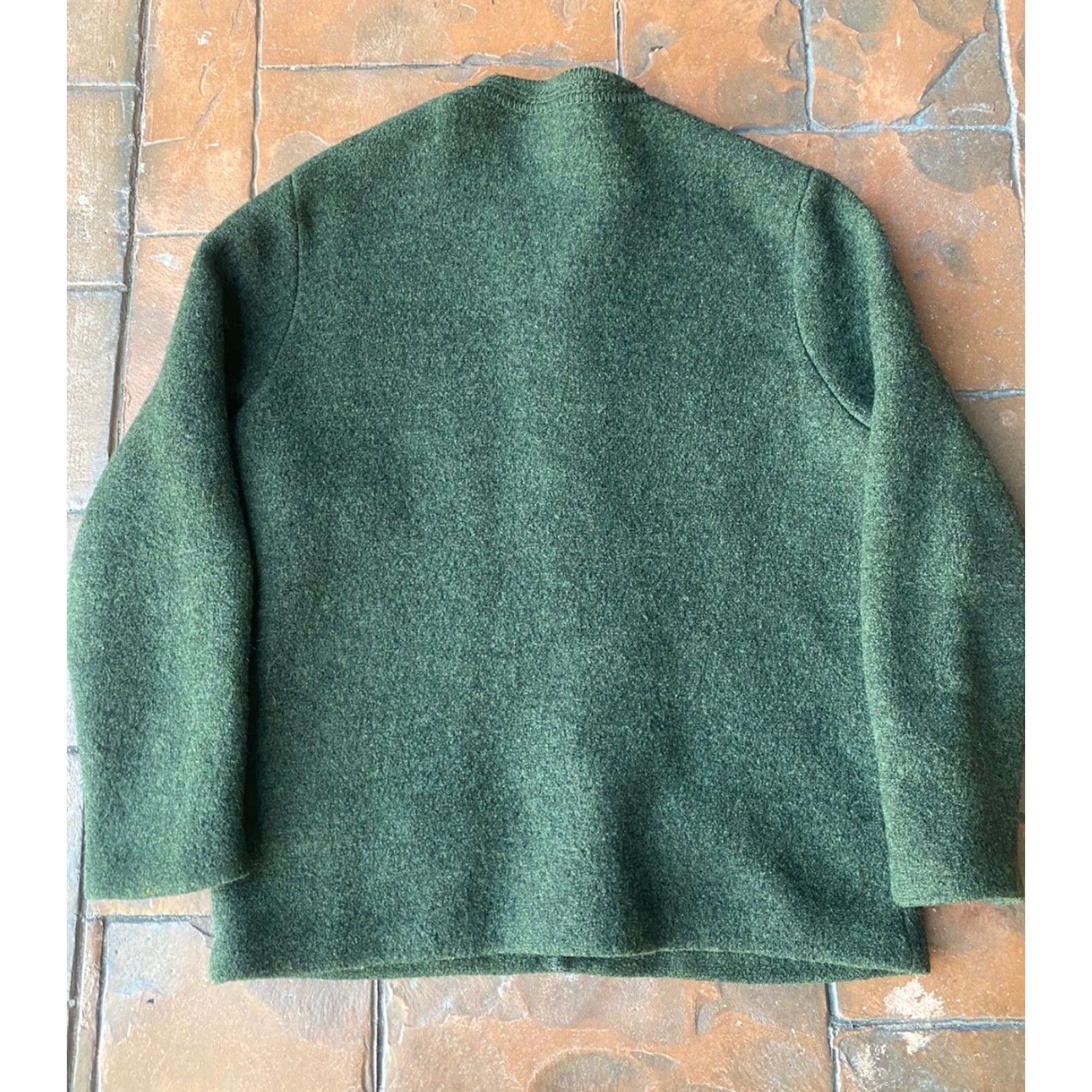 Vintage VINTAGE Geiger Cardigan Sweater Jacket Large Wool Forest Green Geiger Tyrol Austria 90s 80s Womens Knit Button Wool Size L / US 10 / IT 46 - 3 Thumbnail