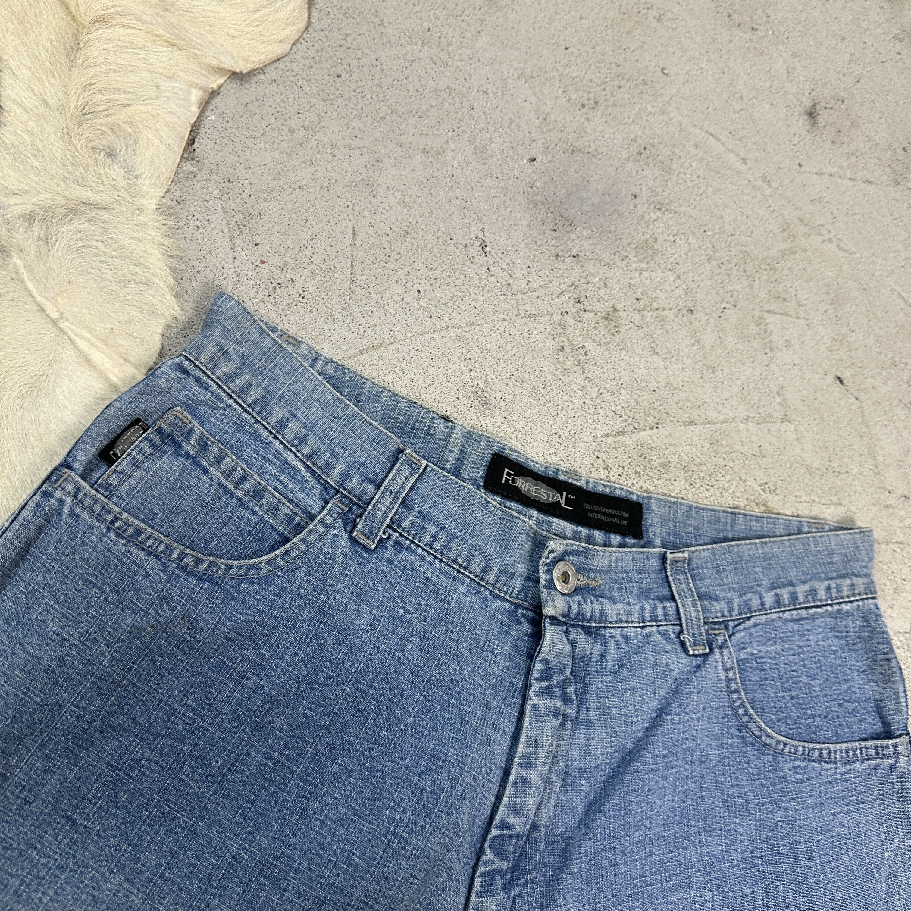 Vintage Vintage Denim Streetwear Avant GardeJeans Jorts Y2K Size US 33 - 2 Thumbnail